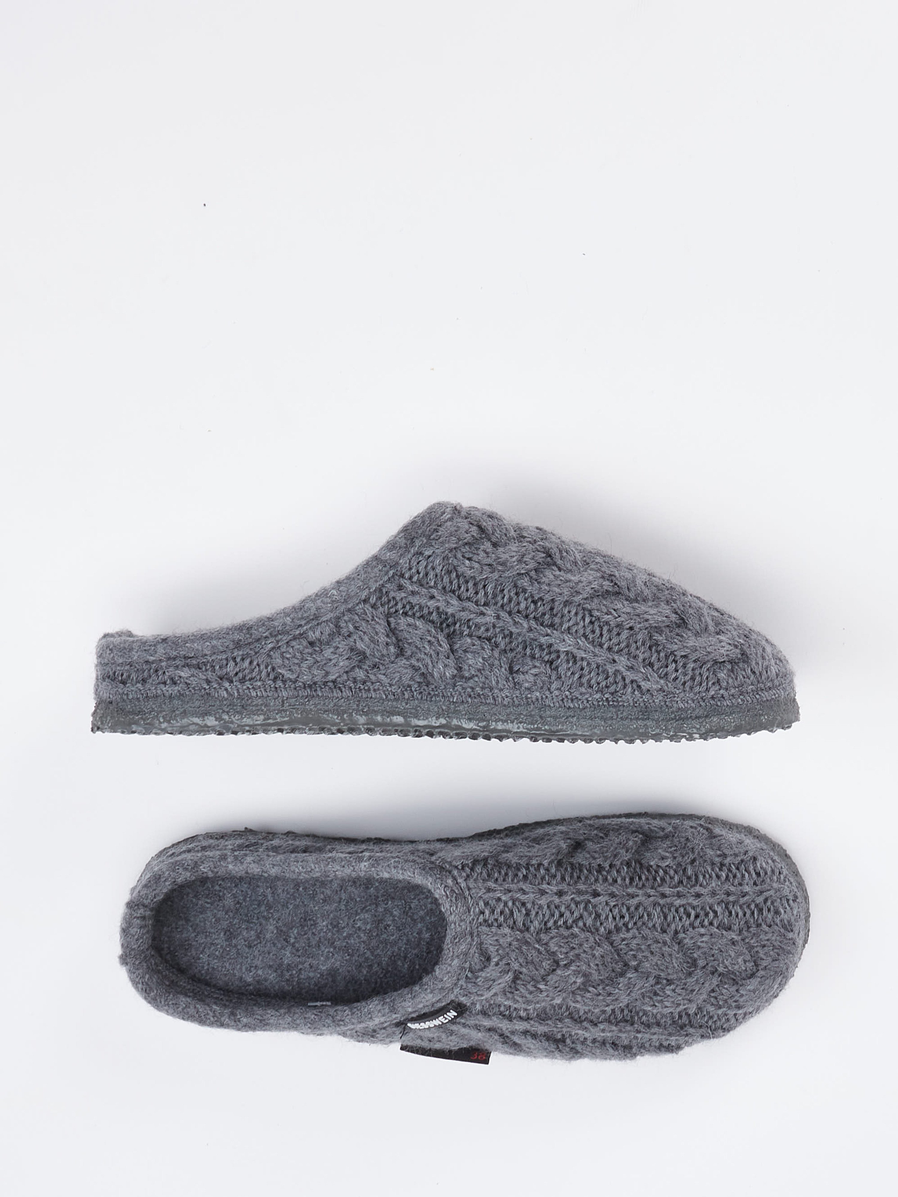 Hausschuh grau 7184409000204