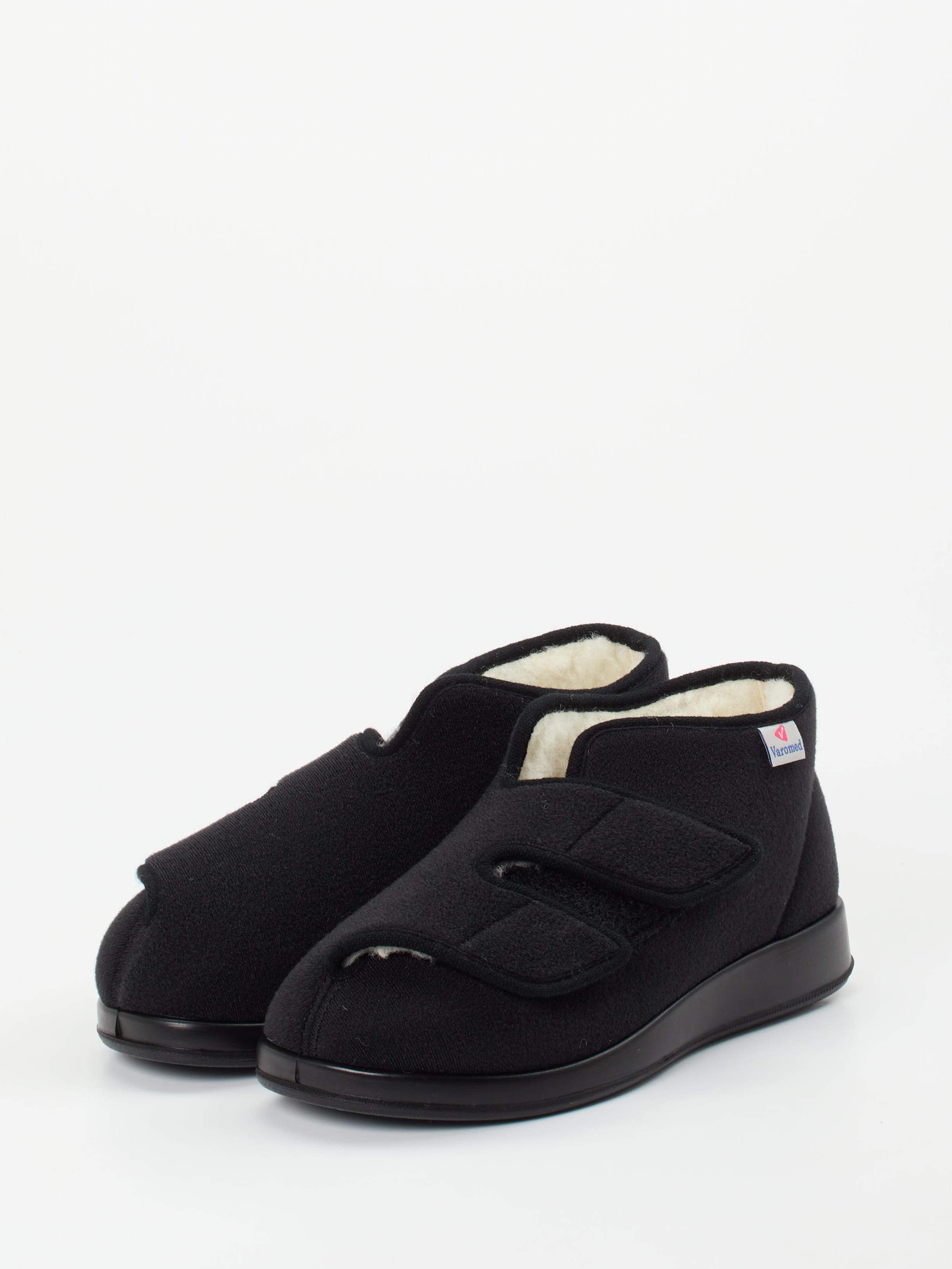 Hausschuh schwarz 7373009000302