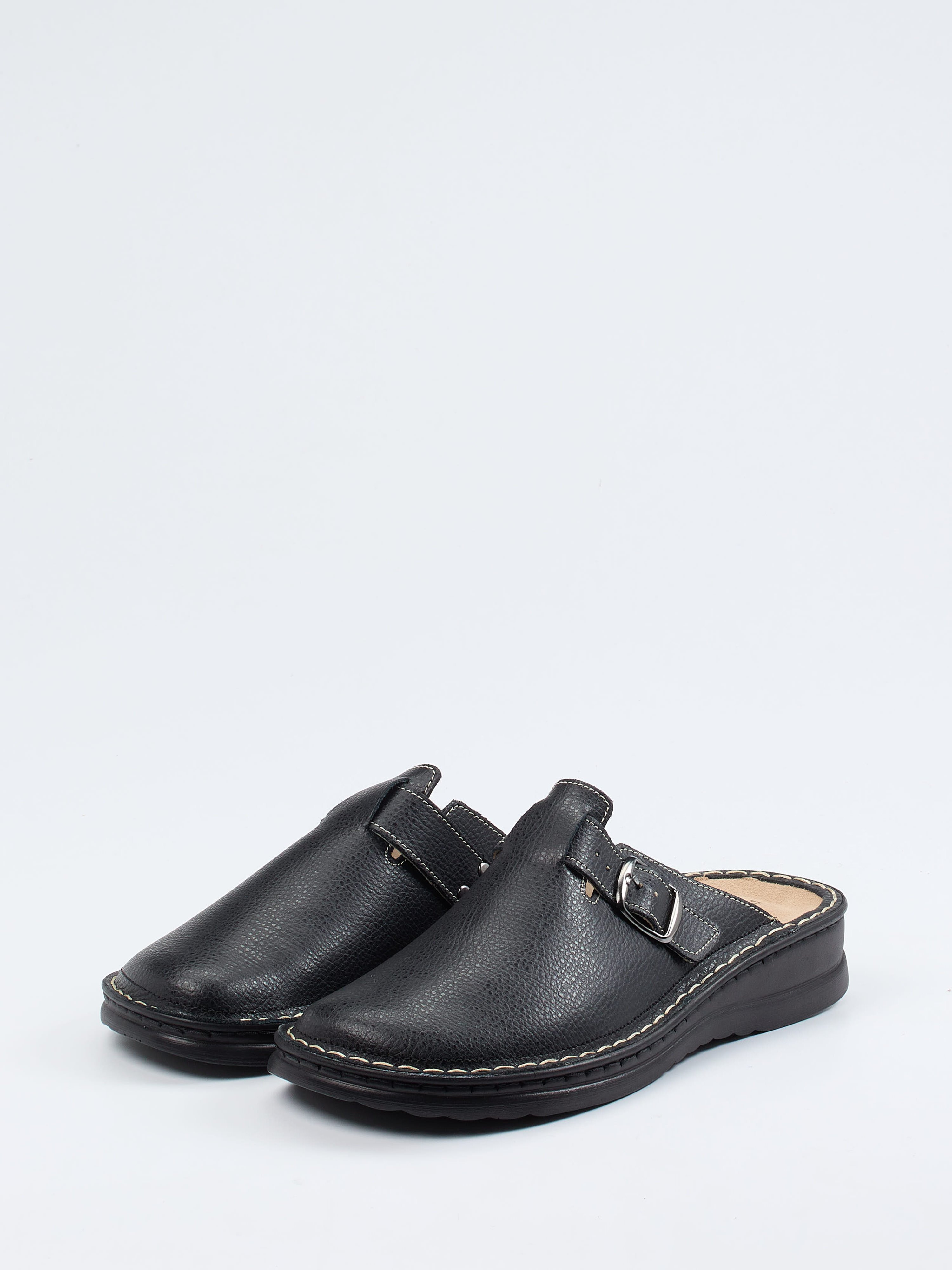 Pantolette schwarz 7403009000202