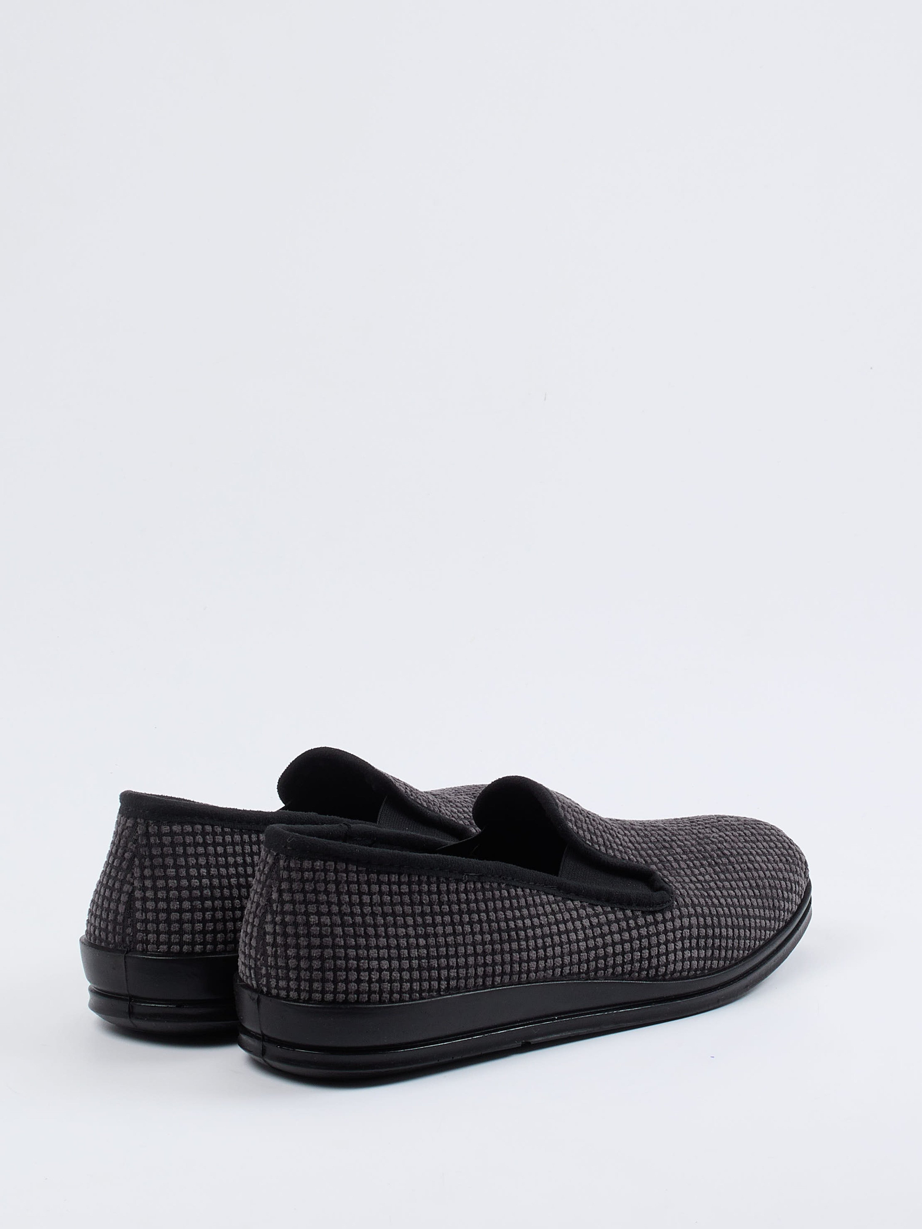 Hausschuh grau 7413409000503