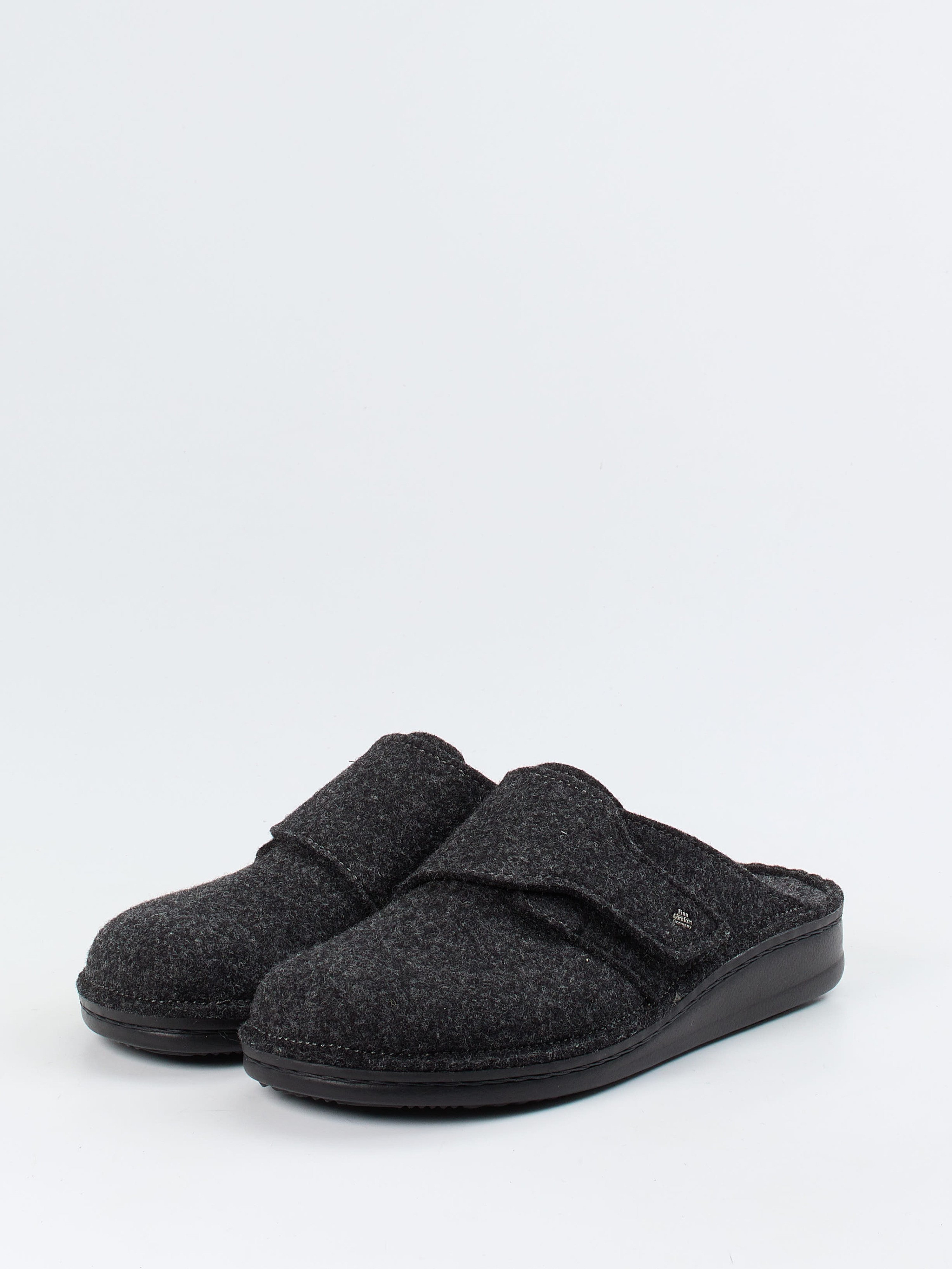Pantolette TIROL grau 7463409000202
