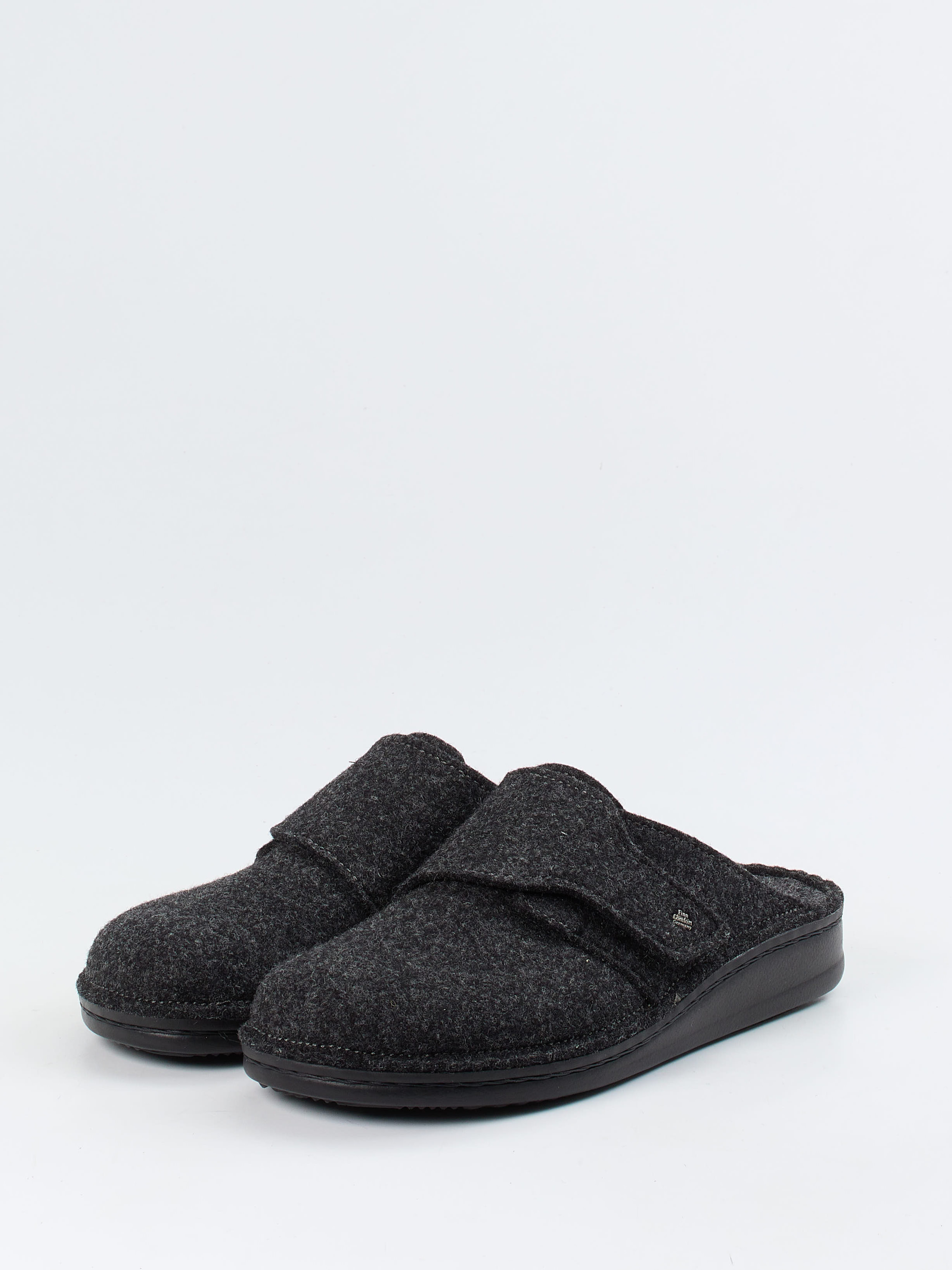 Pantolette TIROL grau 7463409000202