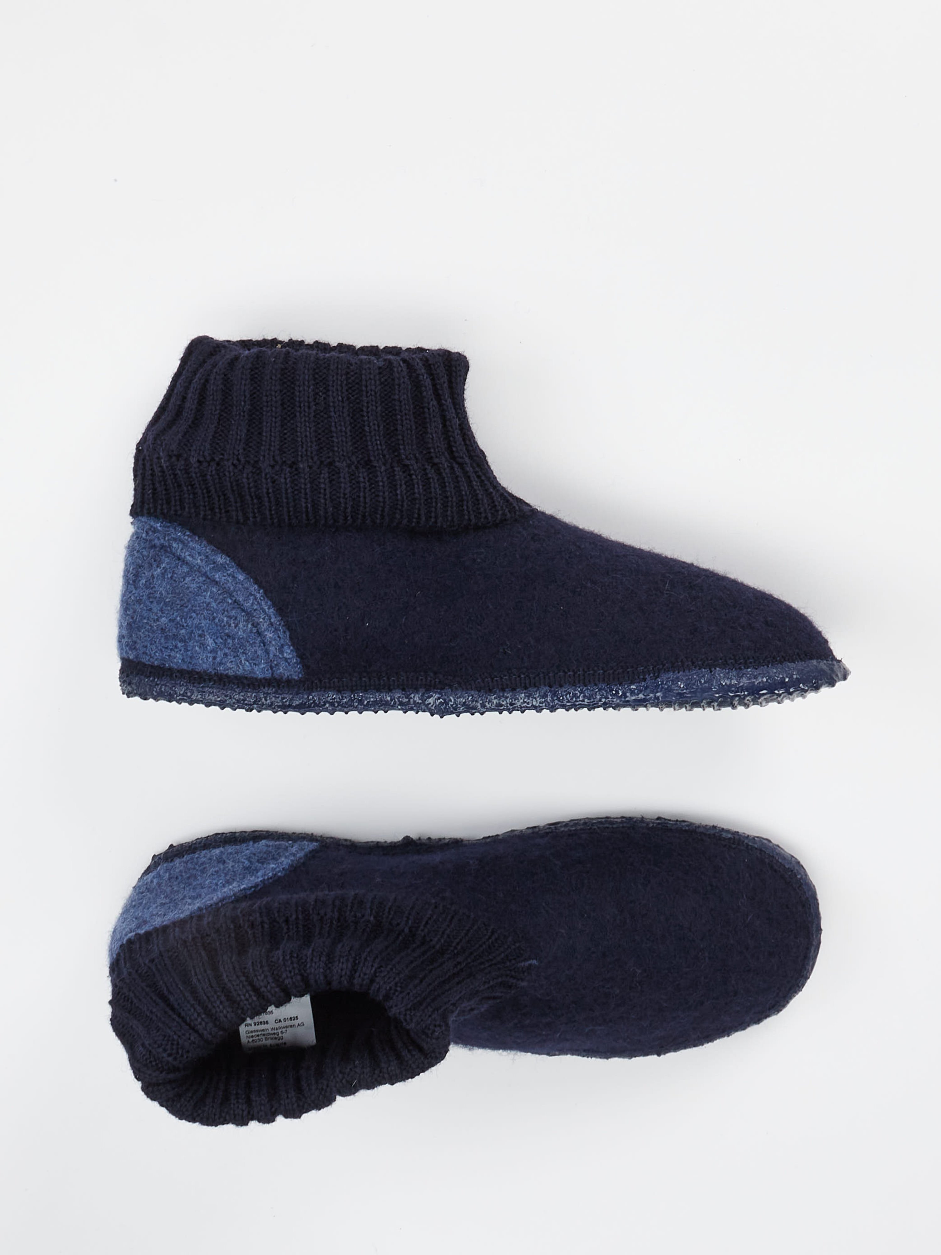 Hausschuh blau 7480101000104