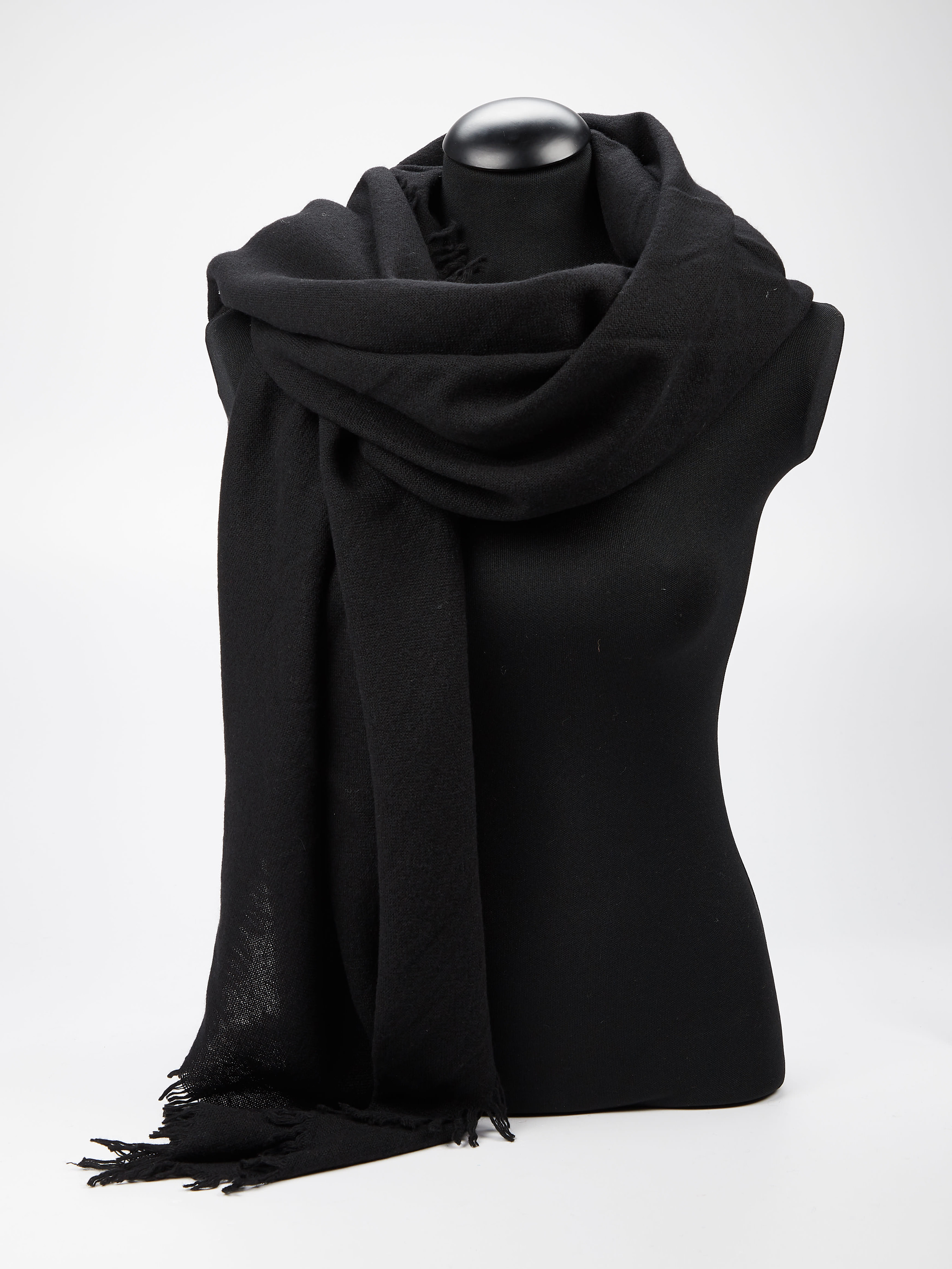 Tuch schwarz 9135009001601