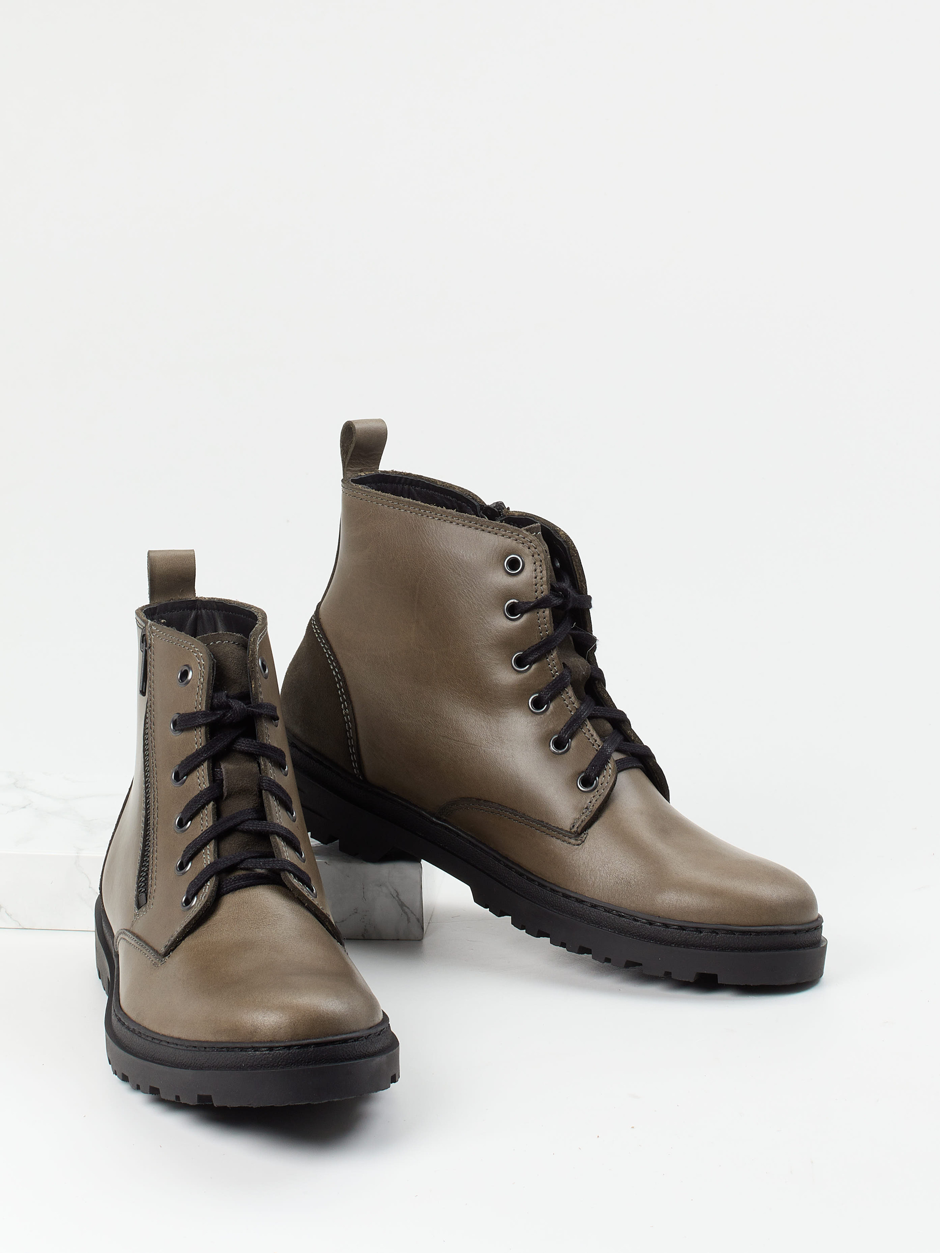 Boots braun 4701249051304