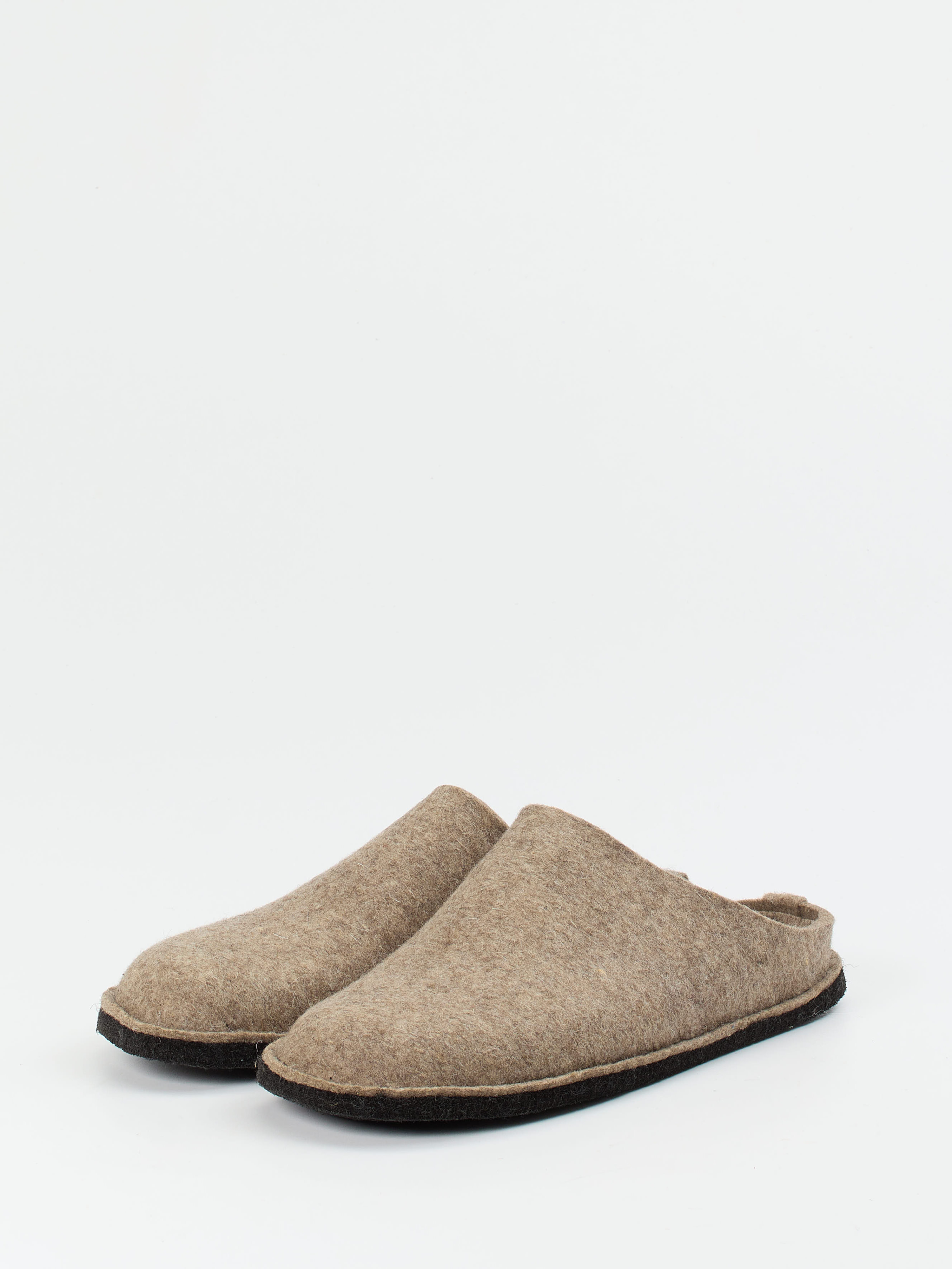 Pantolette beige 7463359000102