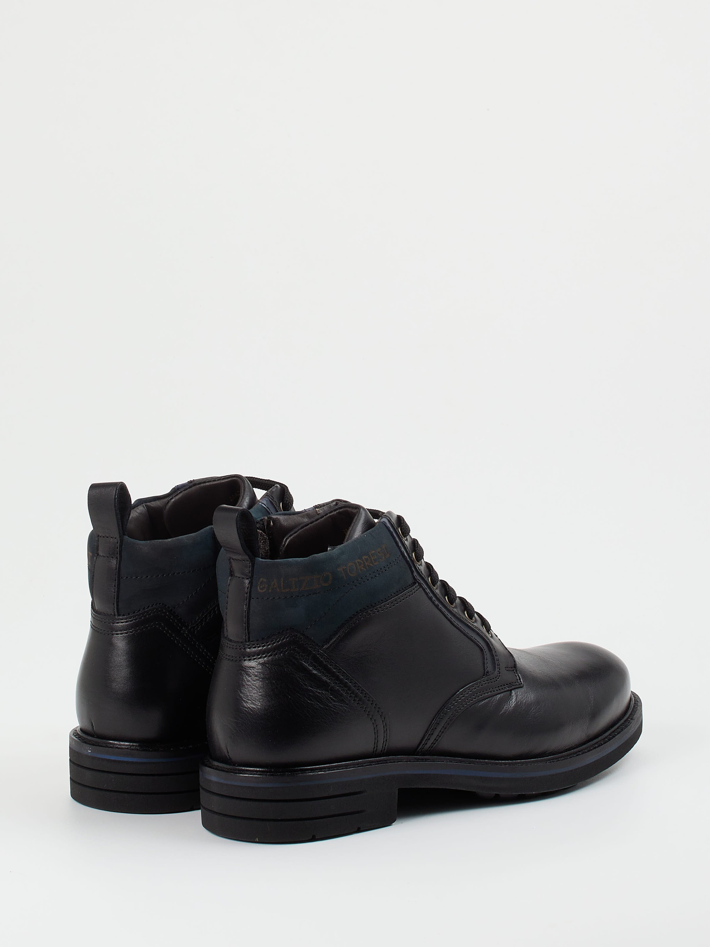 Boots schwarz 4801009053203