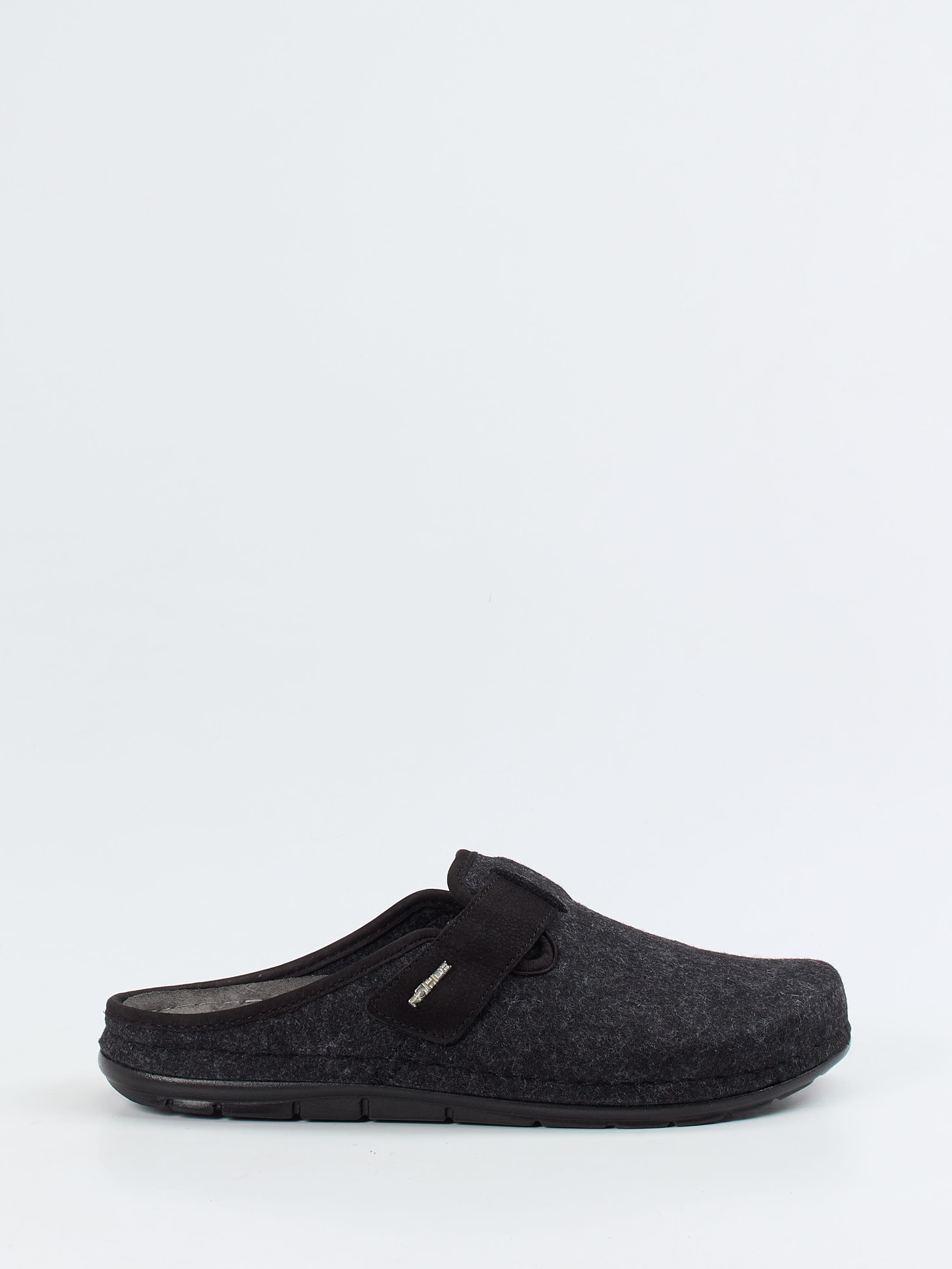Hausschuh schwarz 7463009003701