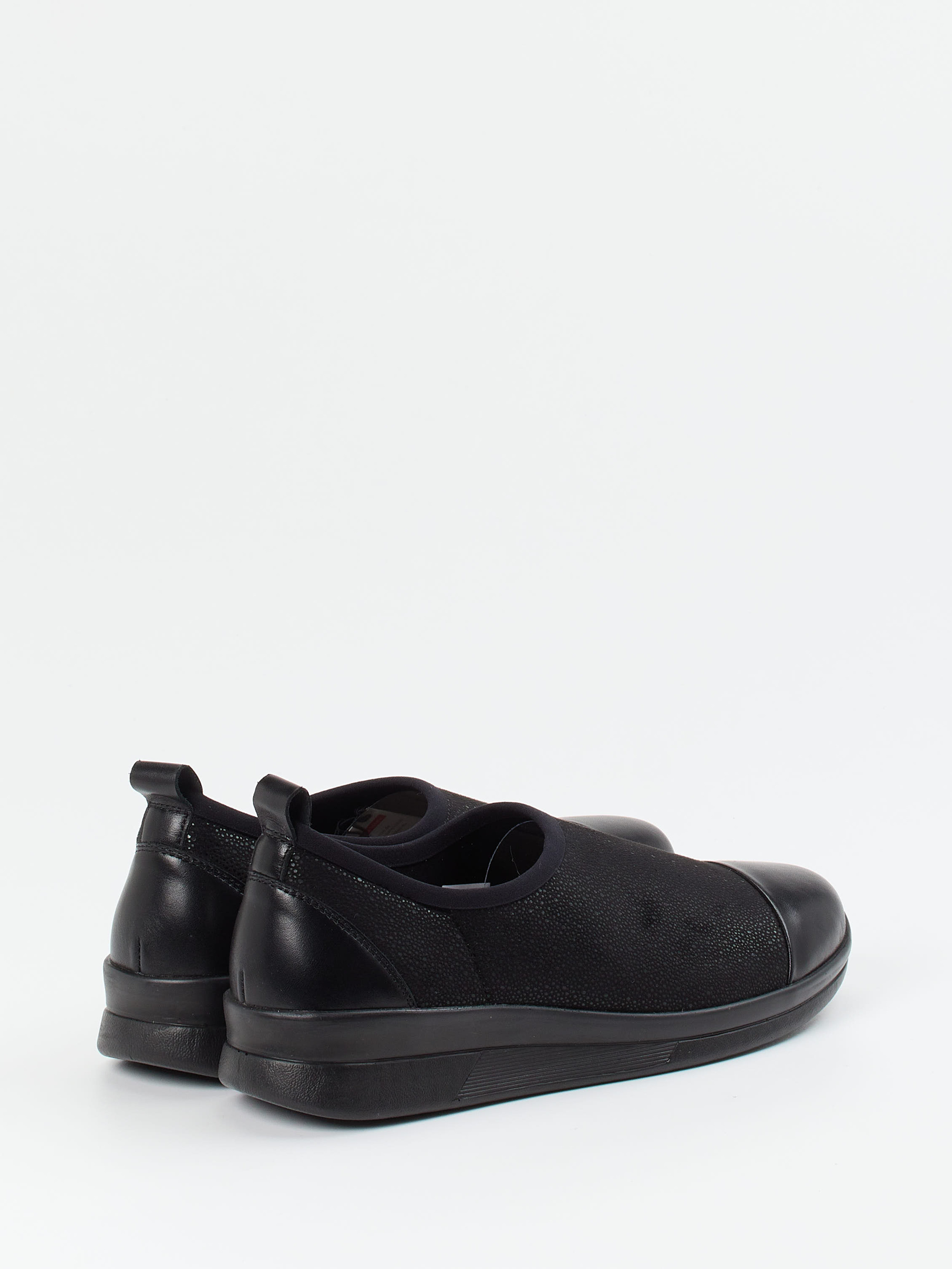 Slipper schwarz 2561009017803