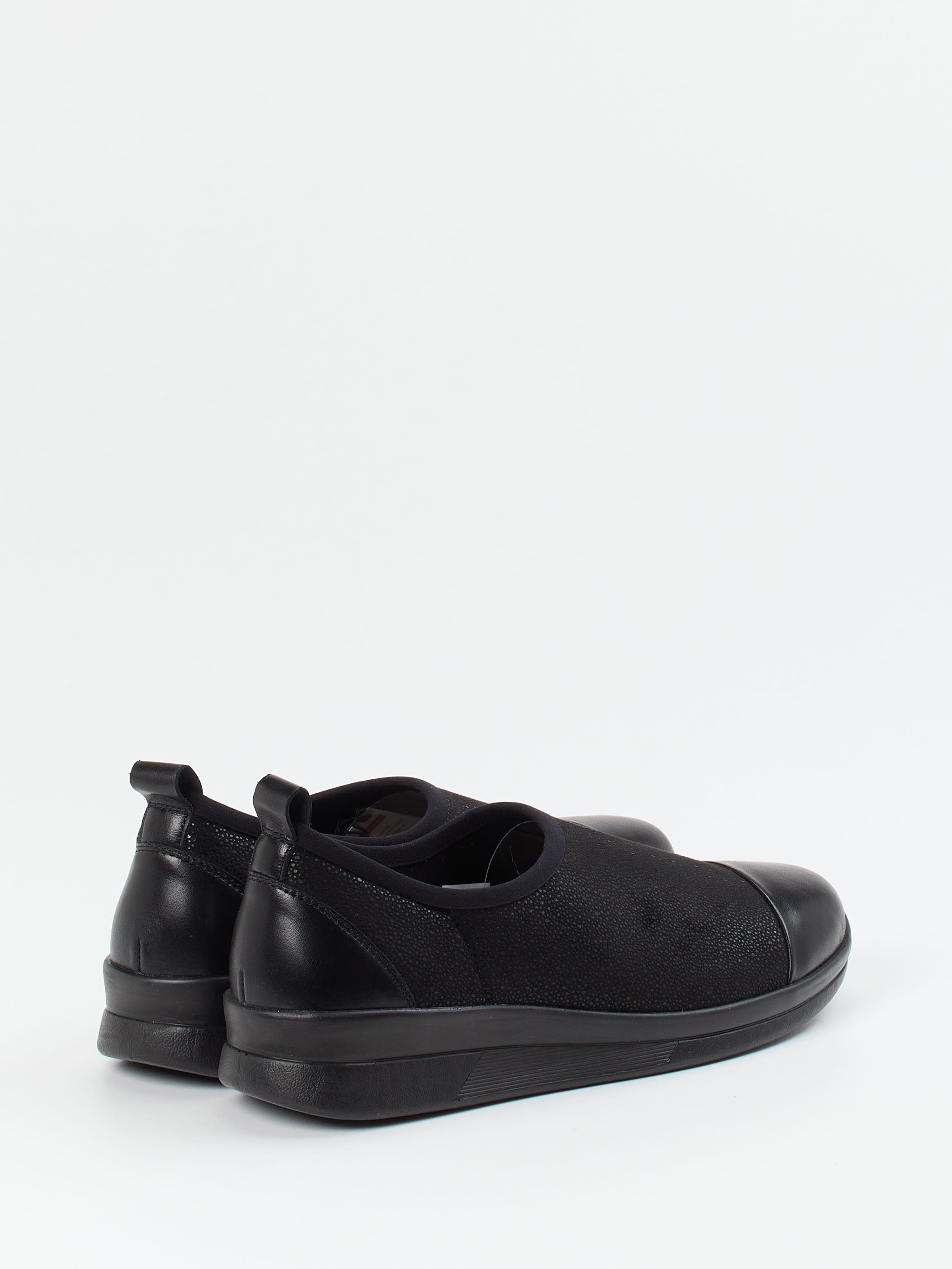 Slipper schwarz 2561009017803