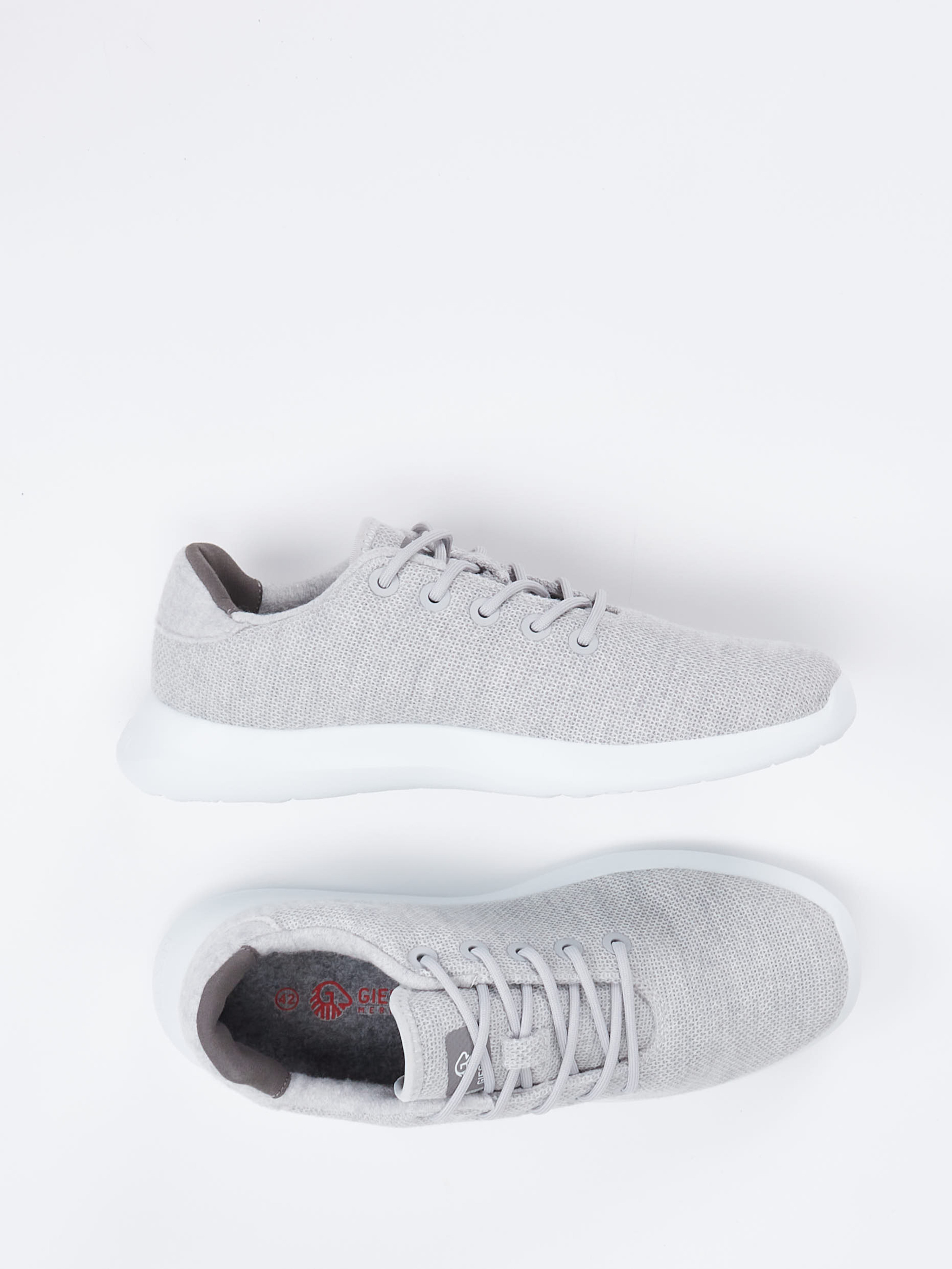 Pantolette grau 7413499000204