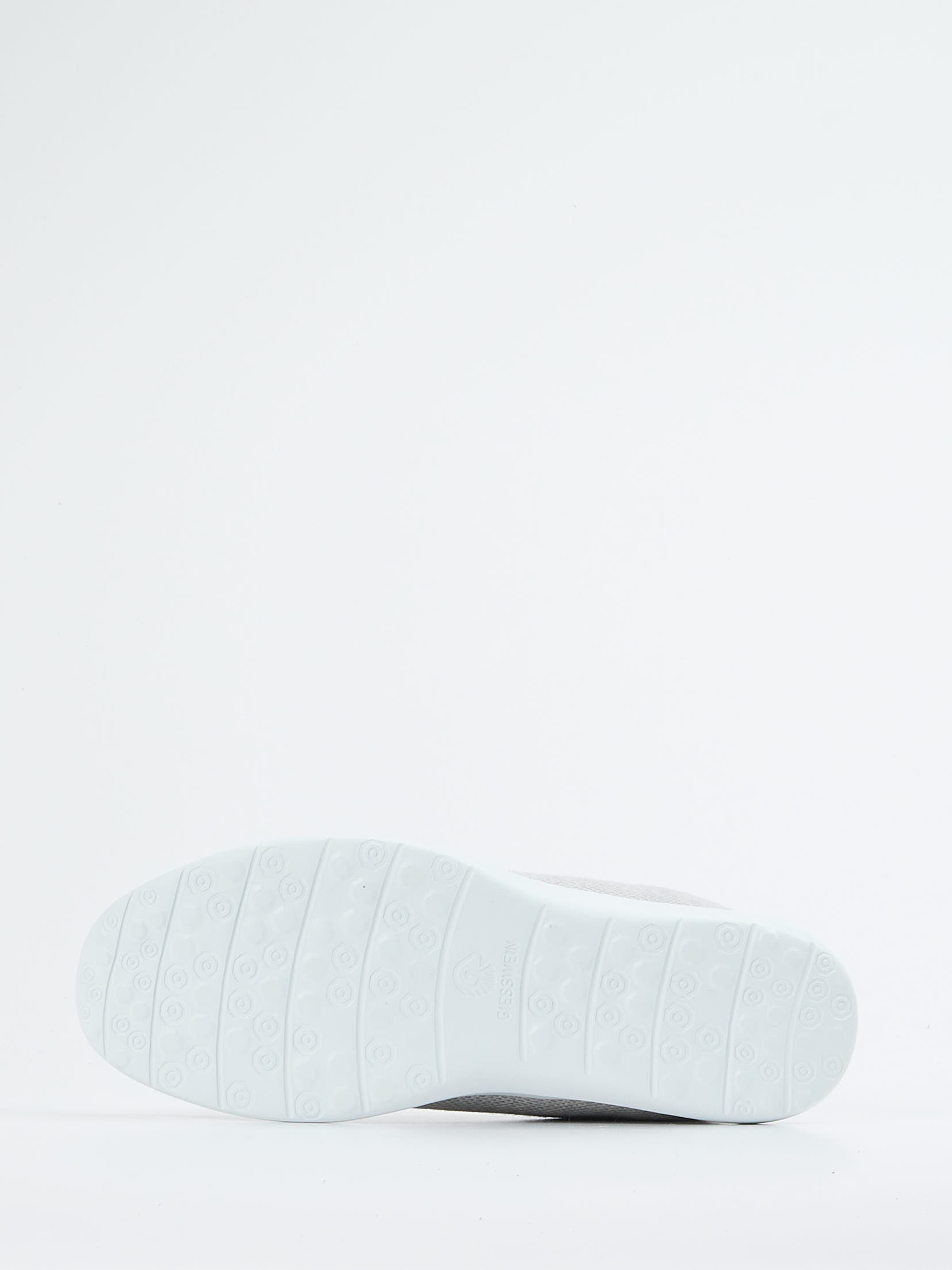 Pantolette grau 7413499000205