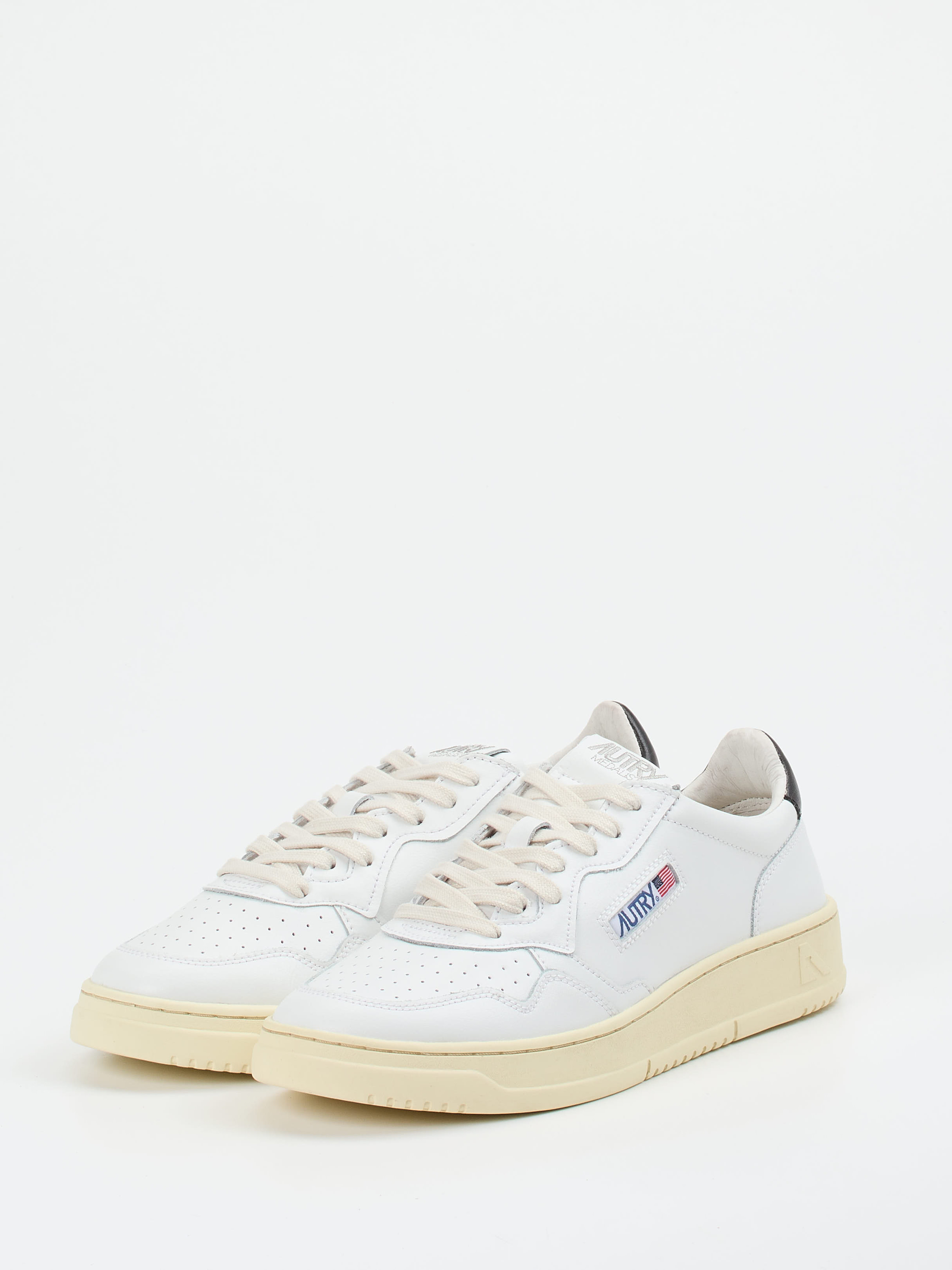 Sneaker weiß 4661700001102