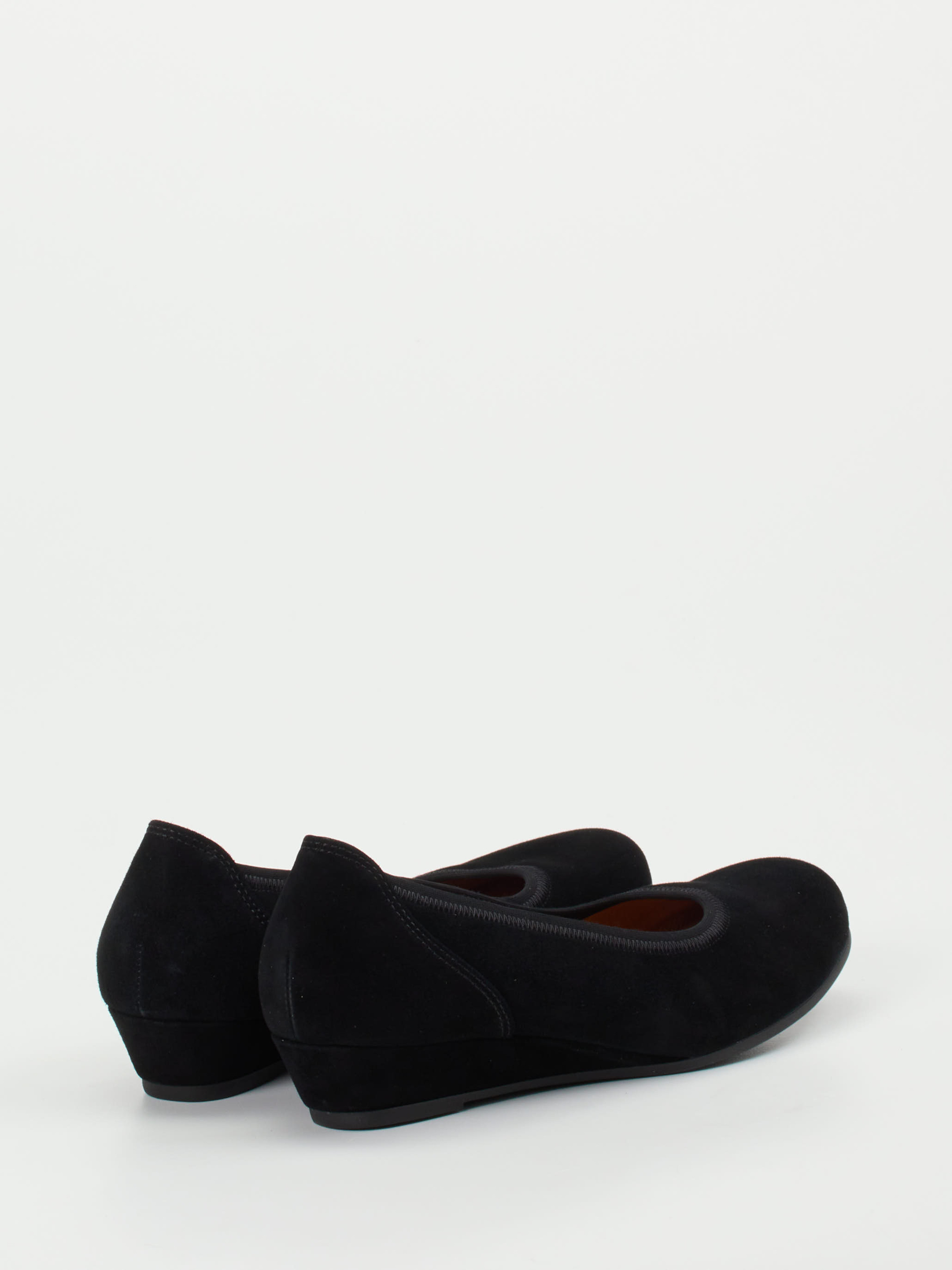 Keilpumps schwarz 2405009003703