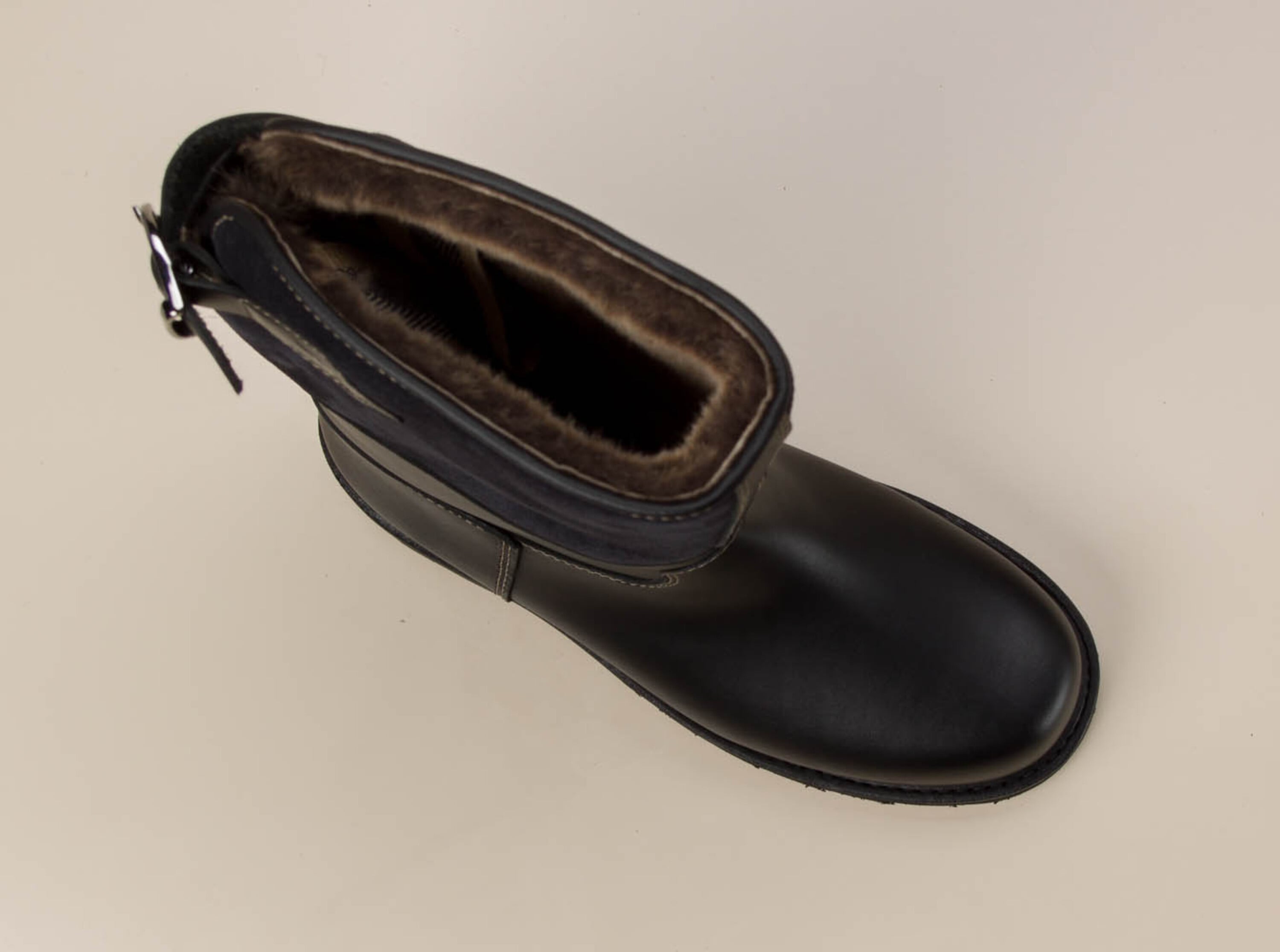 Stiefel schwarz 185100400307