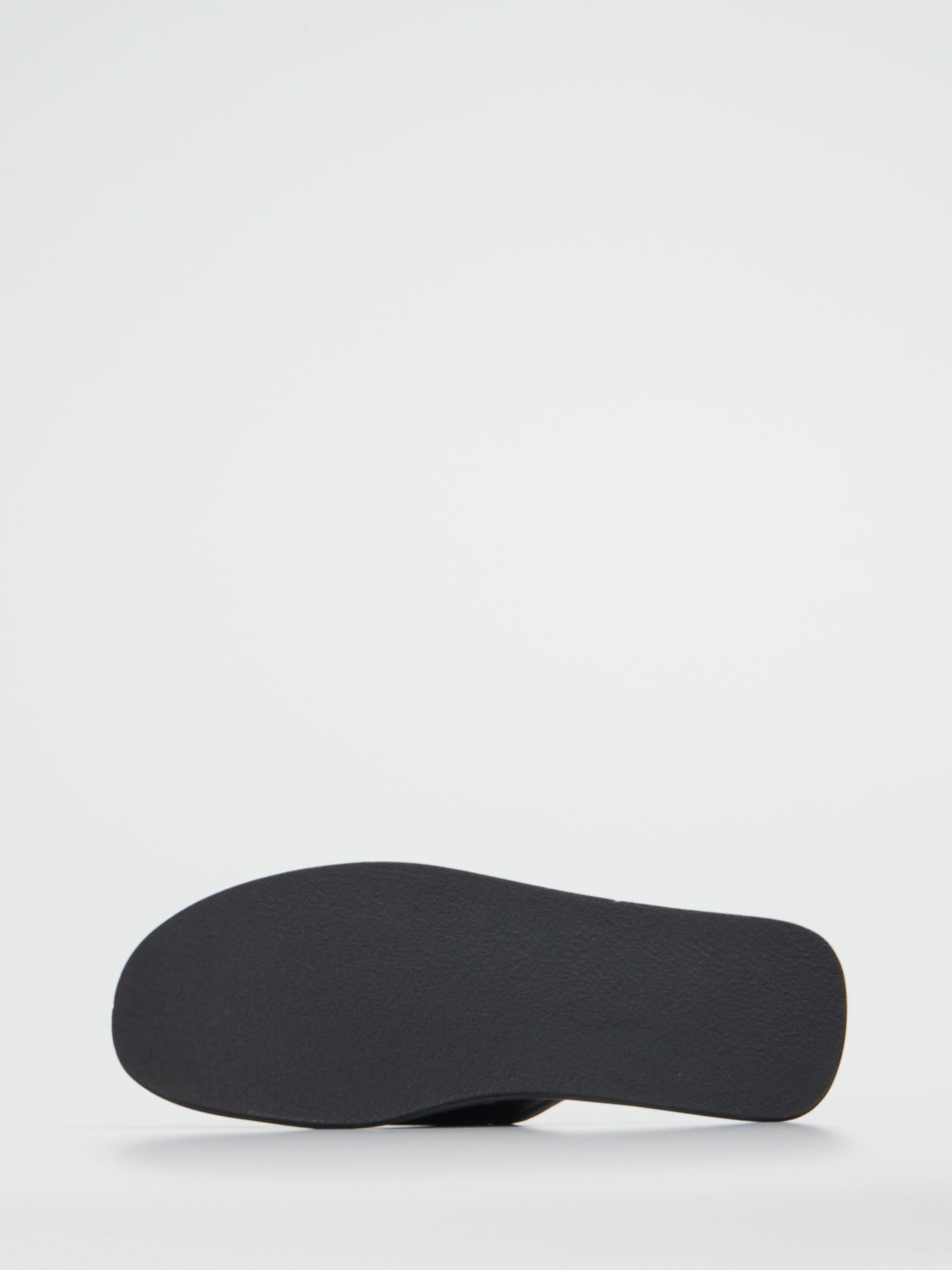 Pantolette schwarz 7403009004905