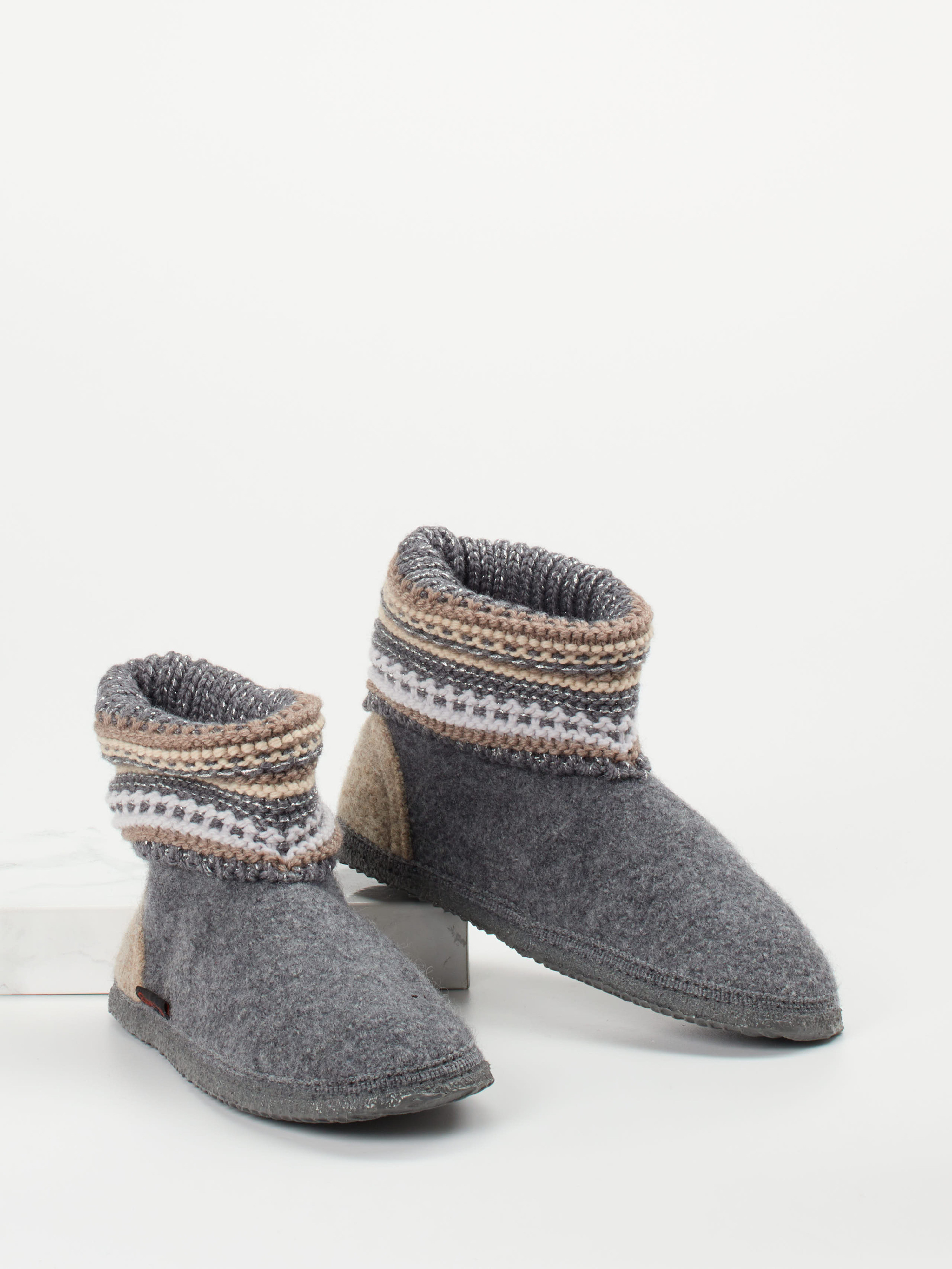 Hüttenschuh grau 7180459000104