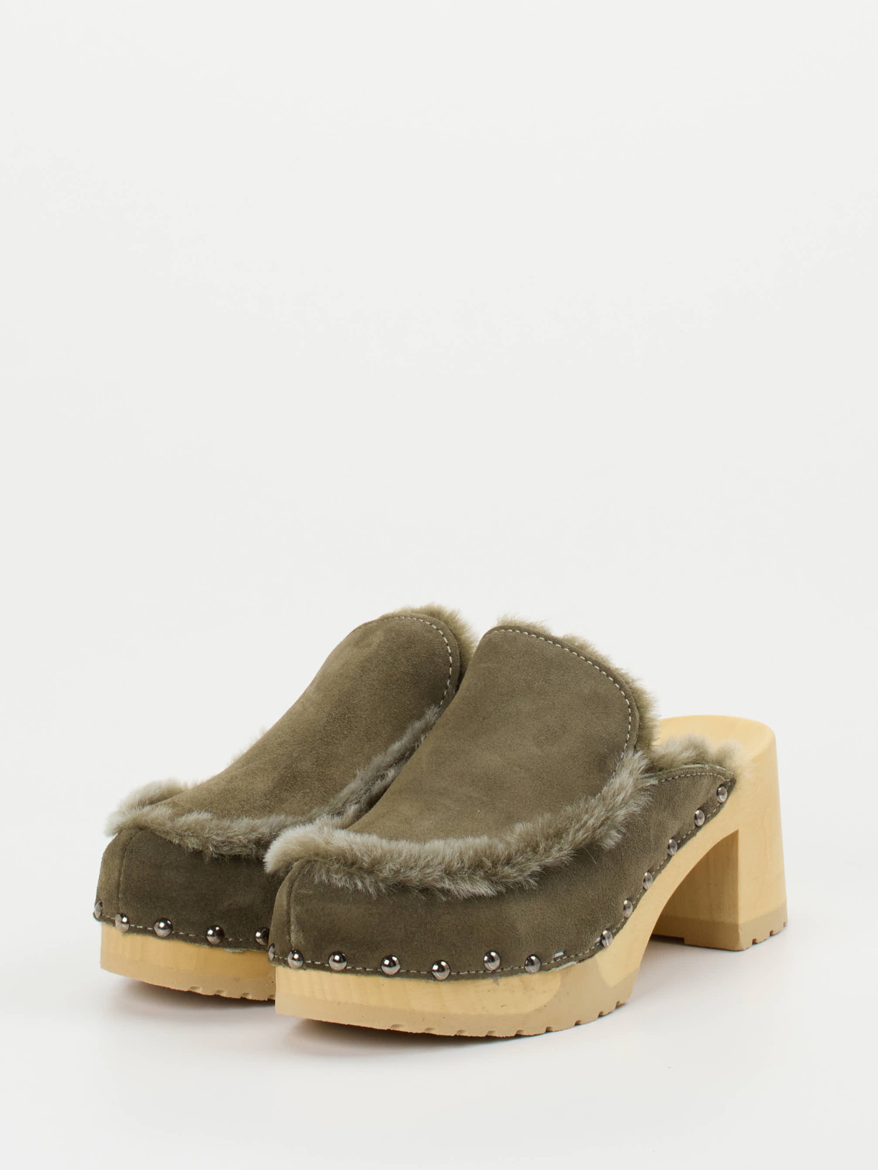 Pantolette grün 1179629000102