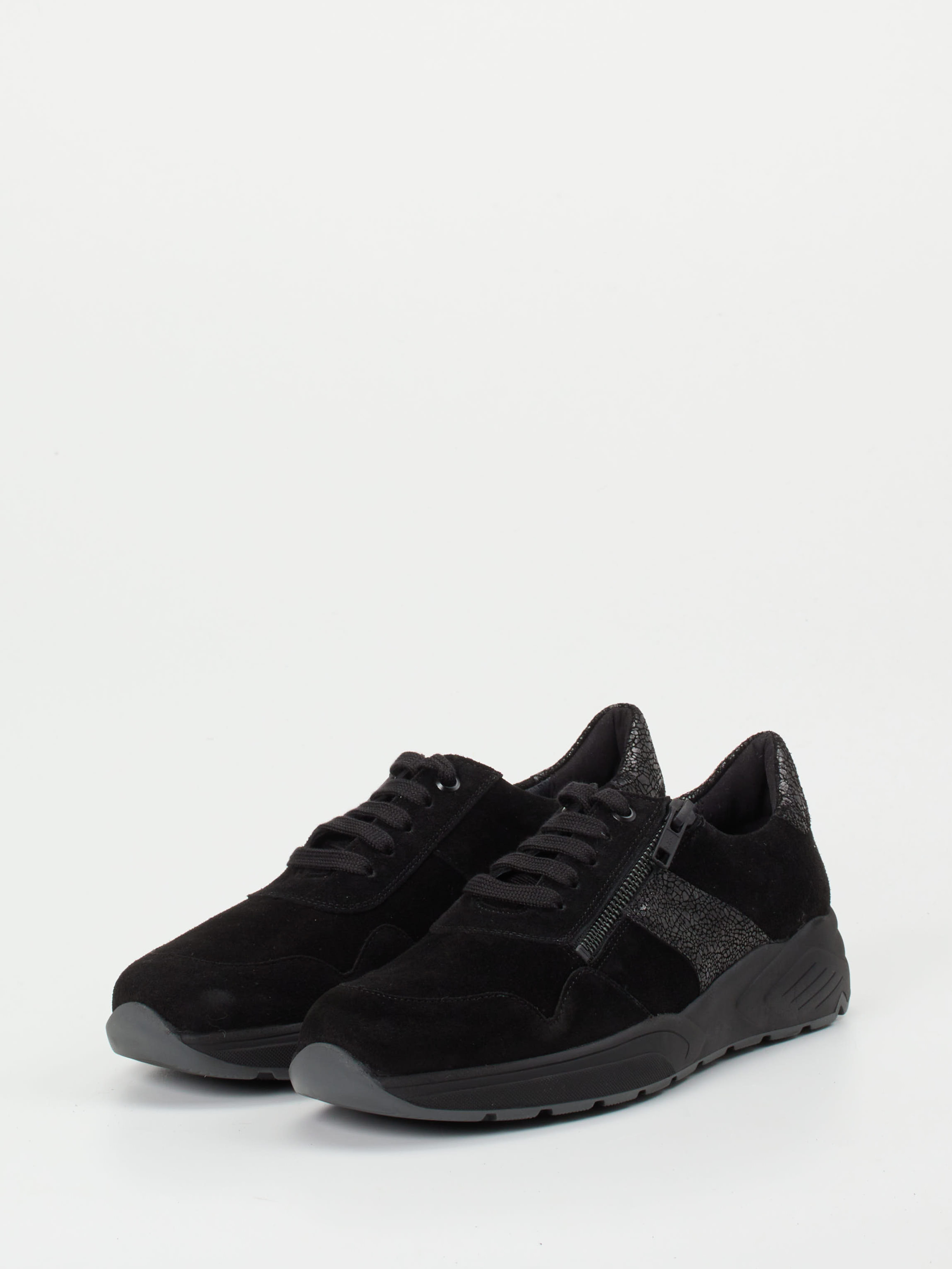 Schnürschuh