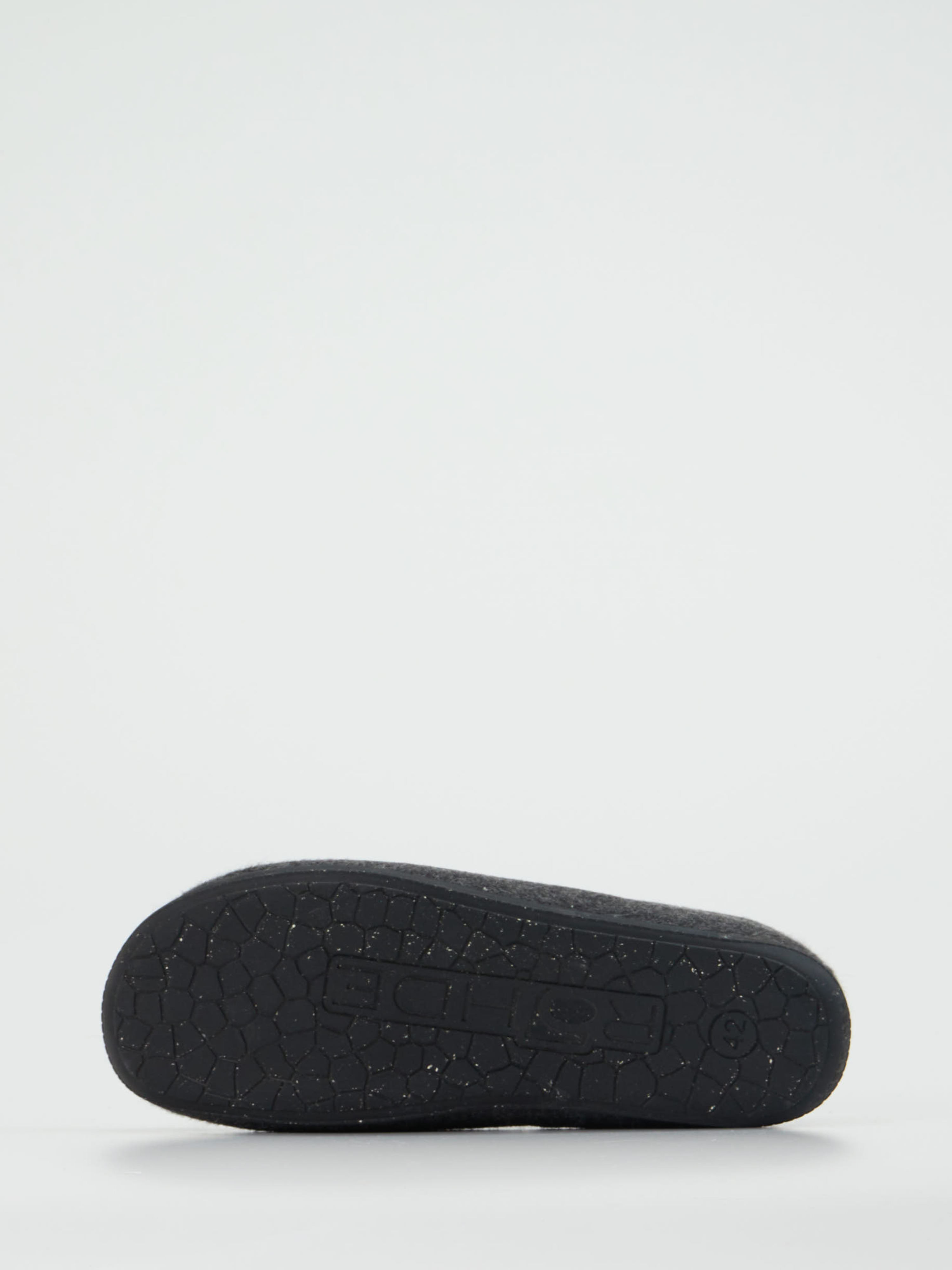 Pantolette grau 7473409001205