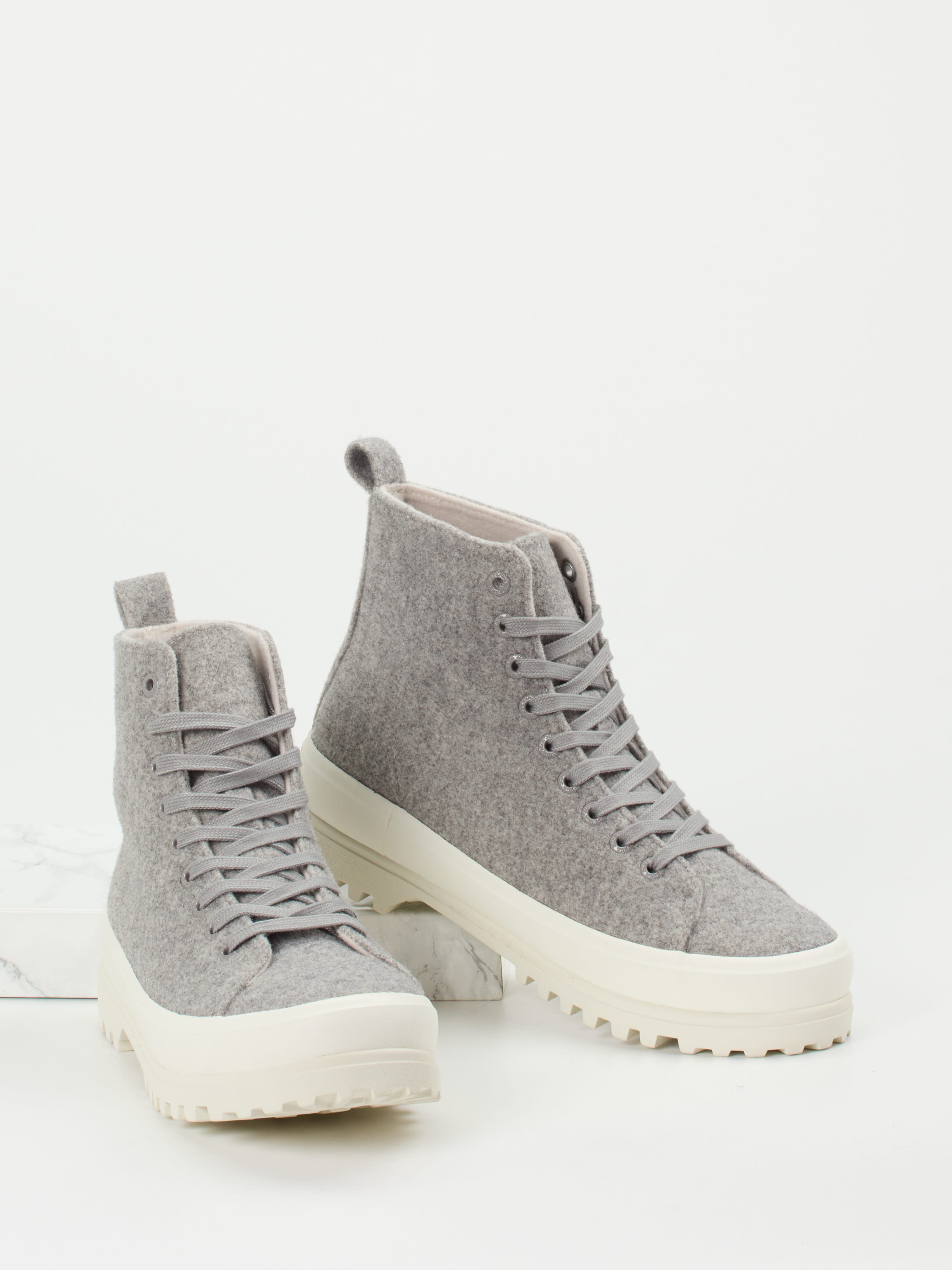 Sneaker high grau 8166459001604