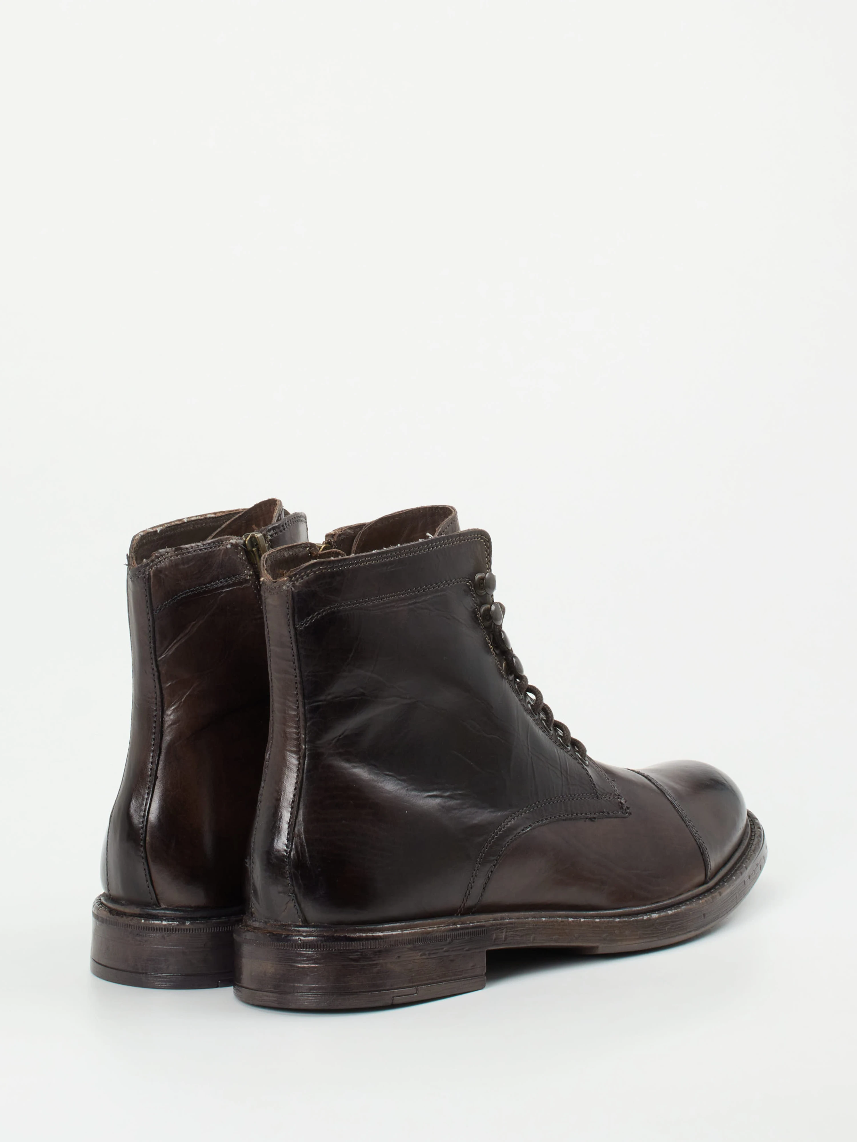 Boots braun 4701209068803