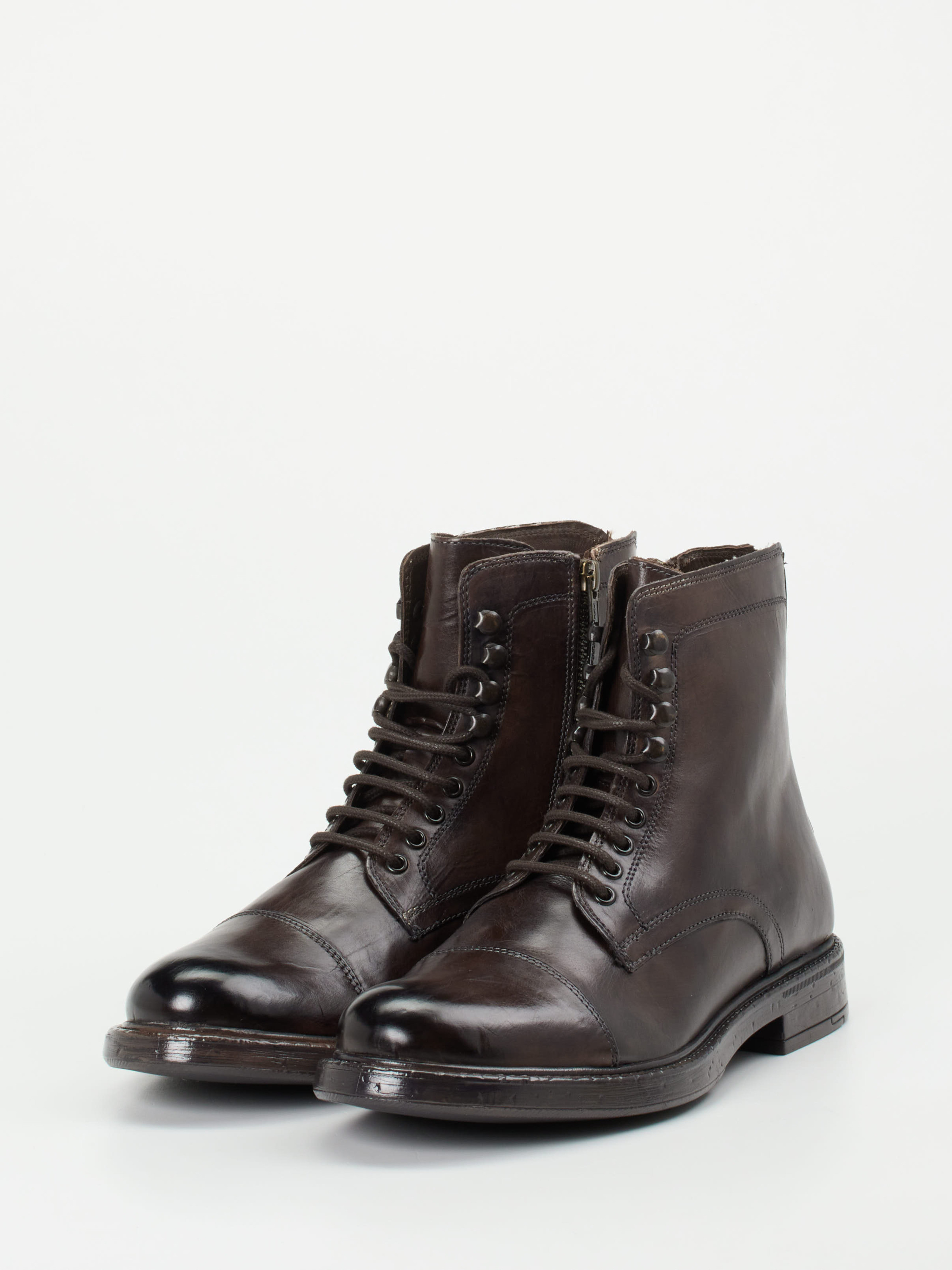 Boots braun 4701209068802