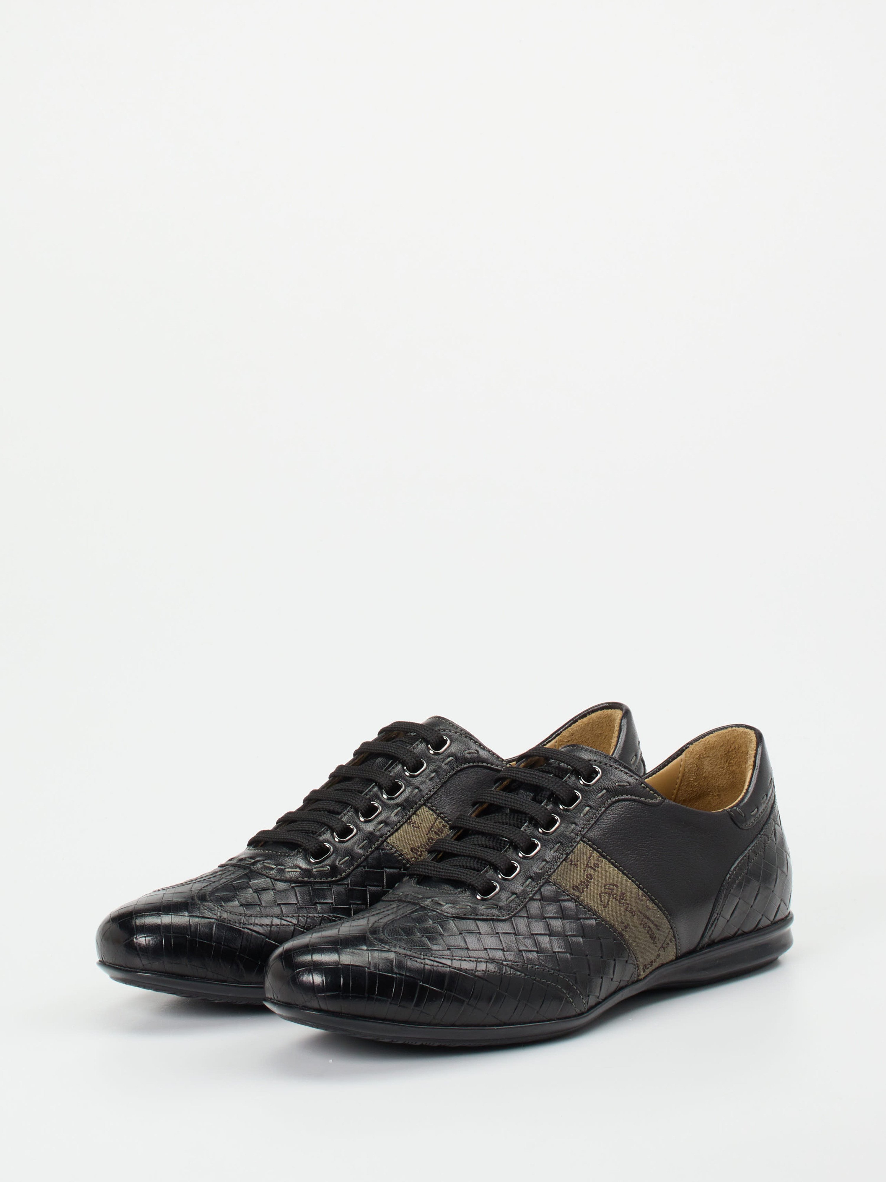 Sneaker schwarz 4661009057402