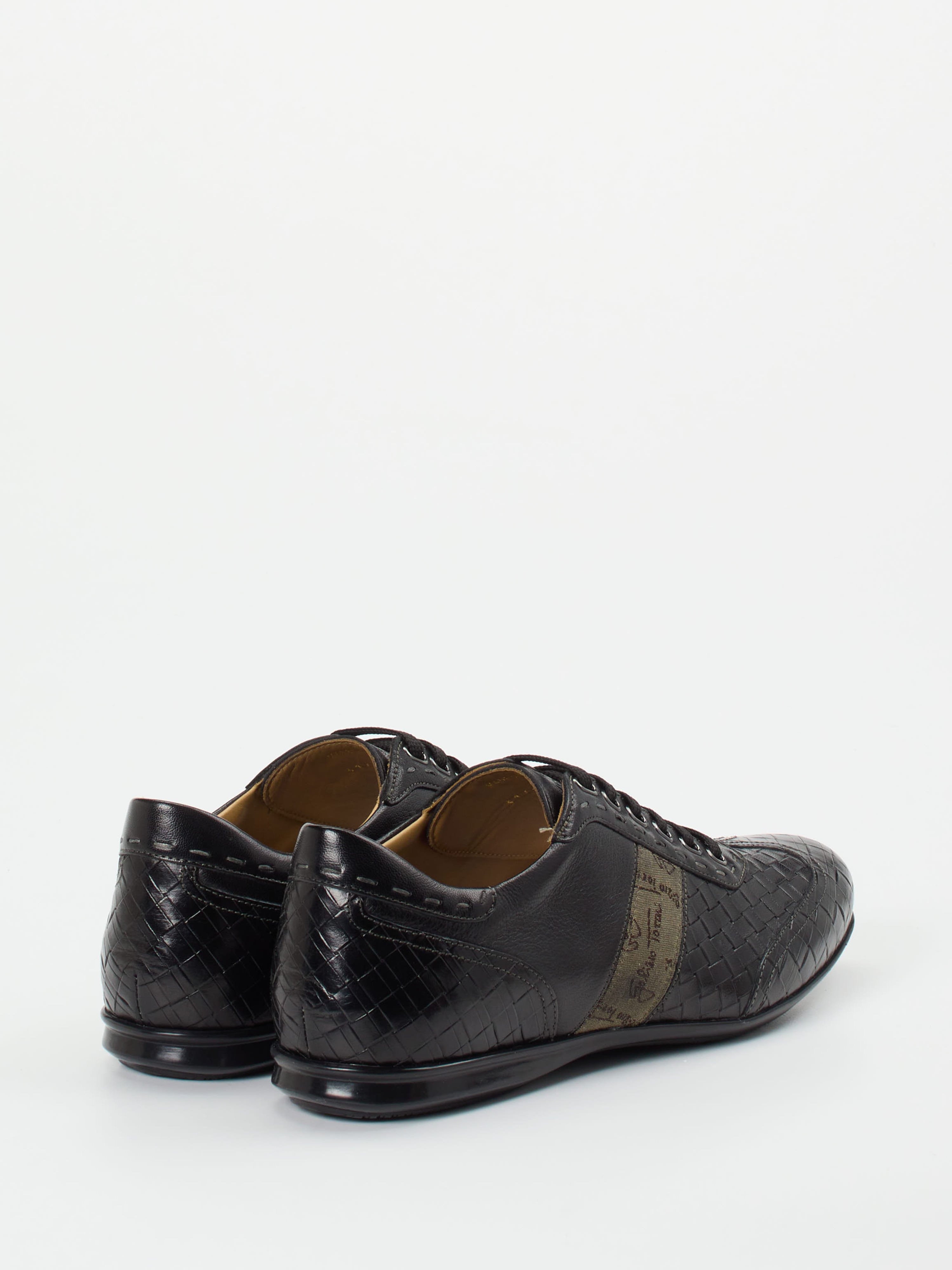 Sneaker schwarz 4661009057403