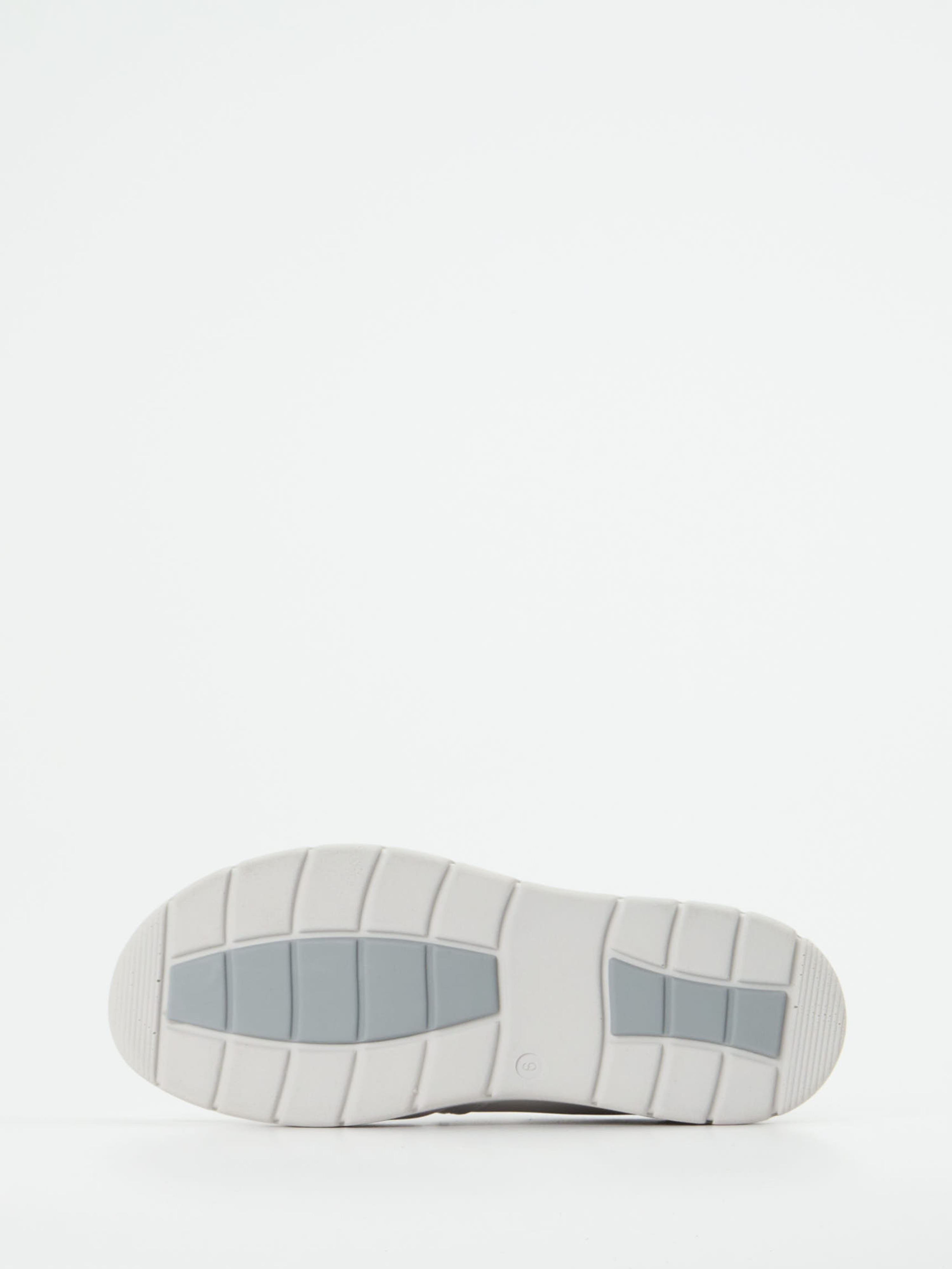 Slipper weiß 2583794000105