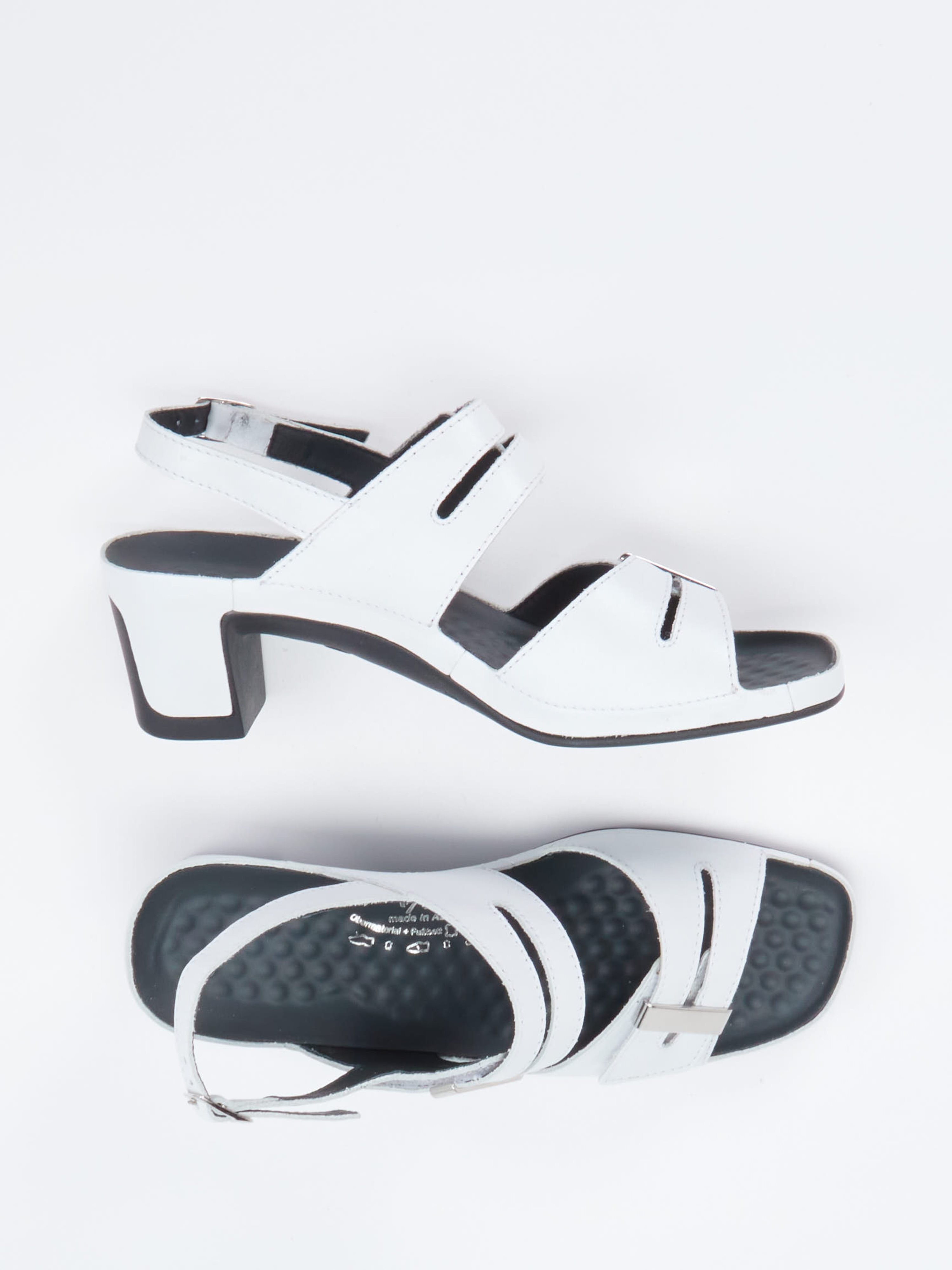 Sandale weiß 2202799005204