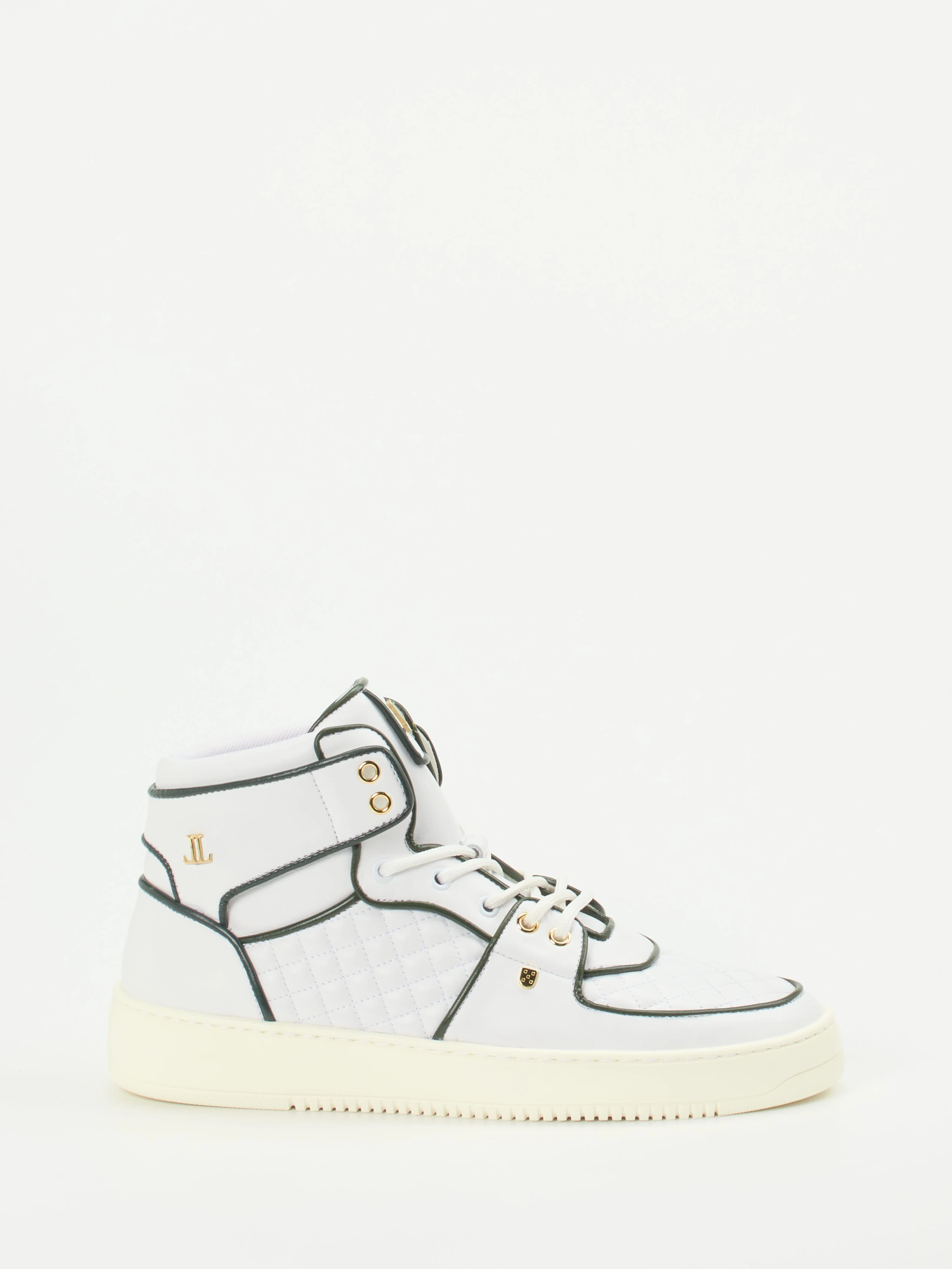 Sneaker high