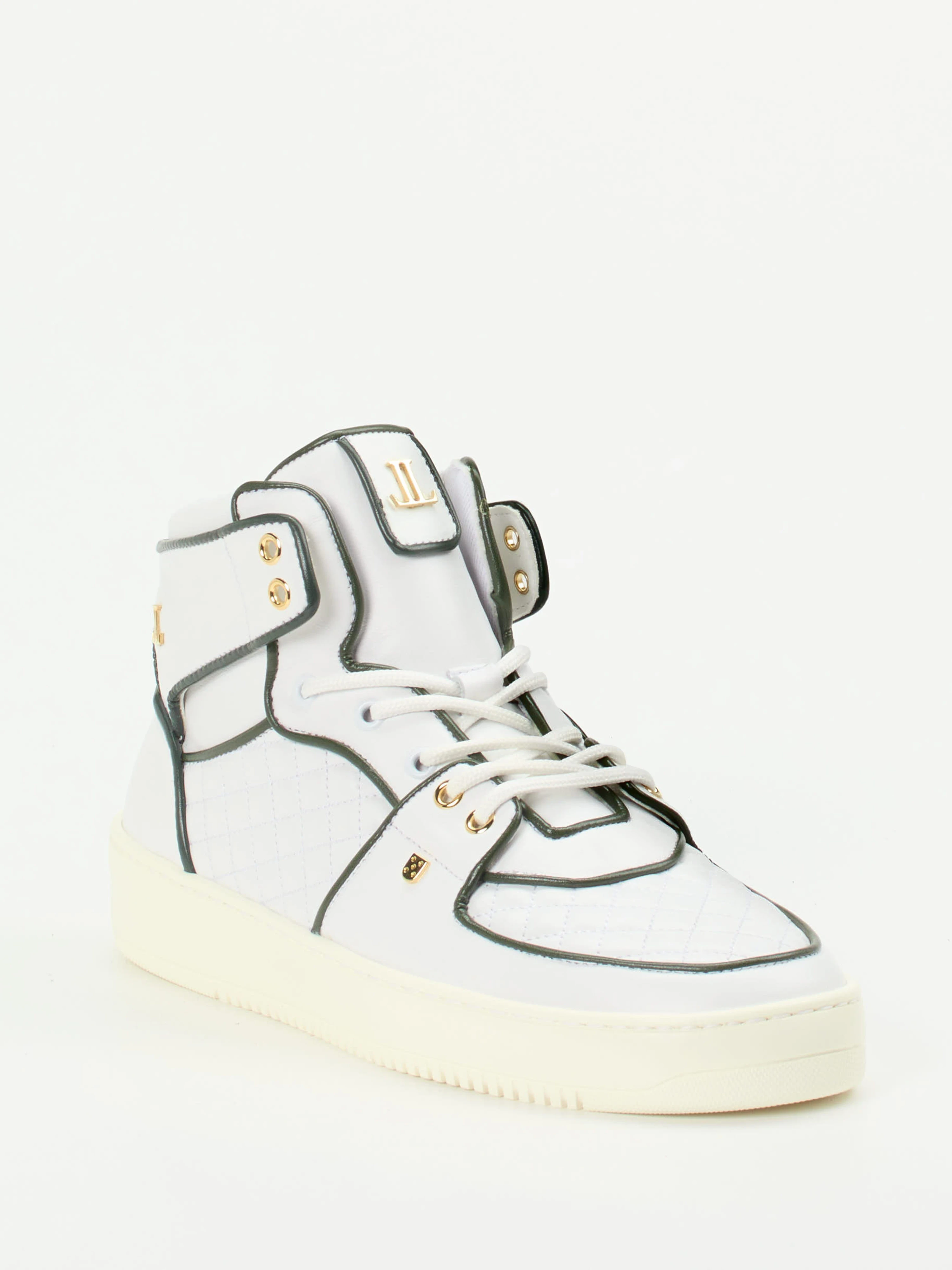 Sneaker high