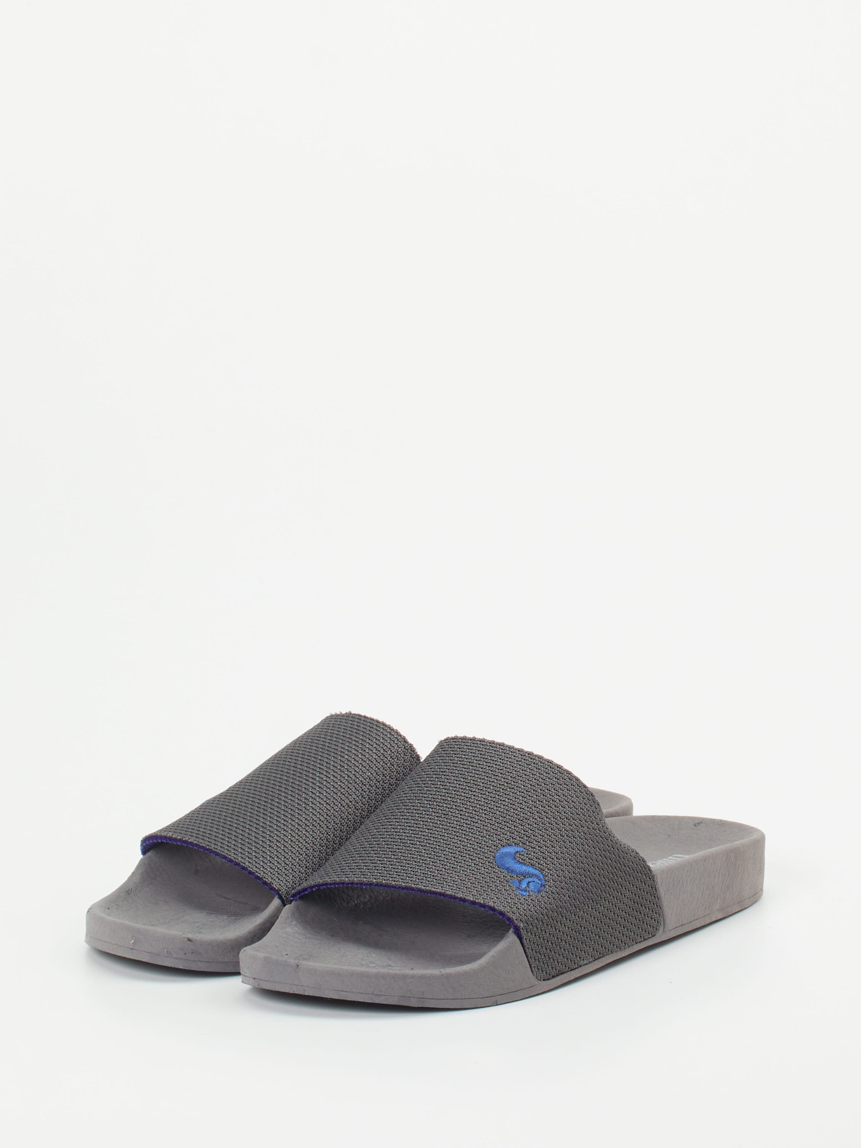 Badepantolette grau 7421409000902