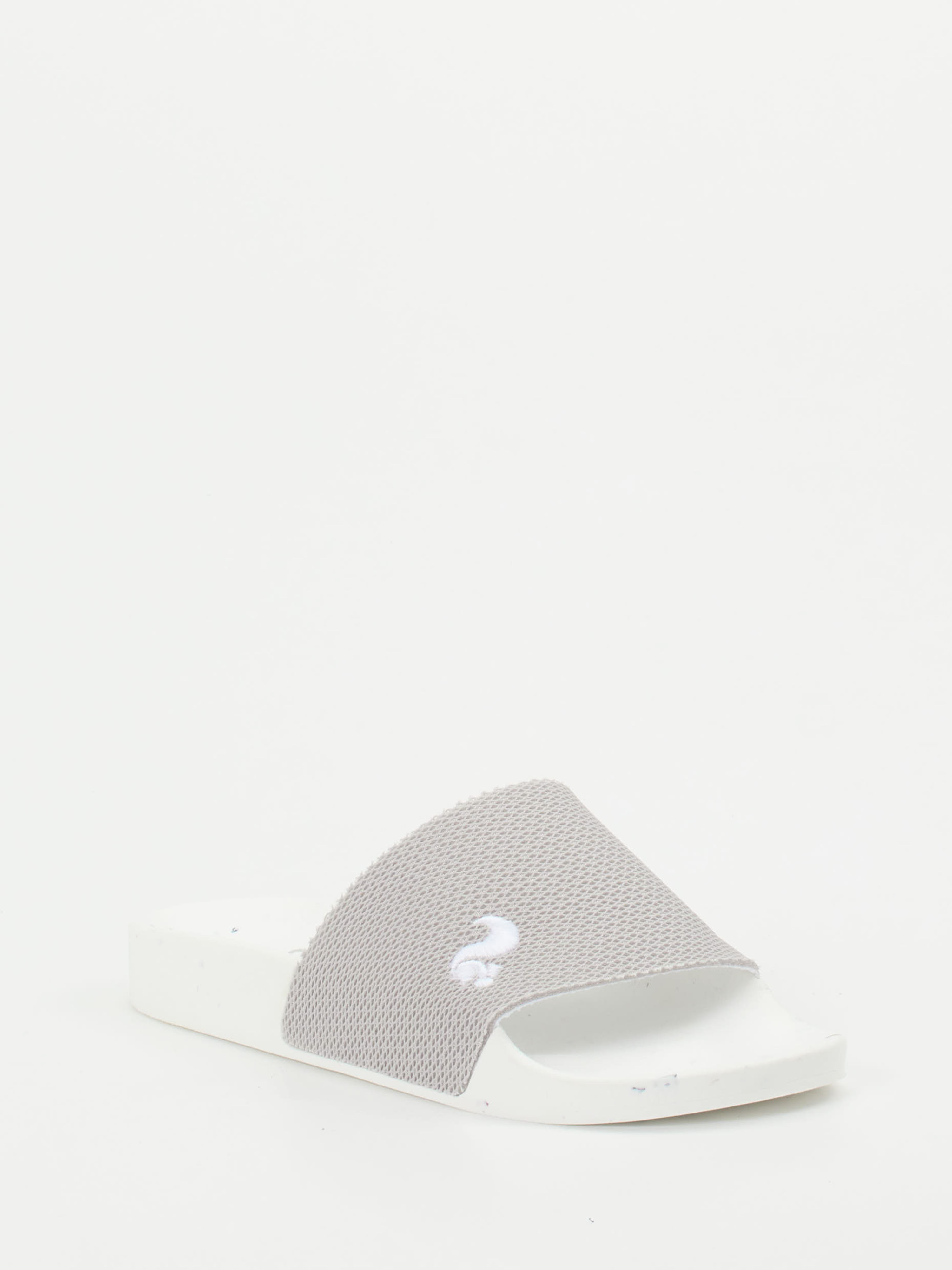 Badepantolette grau 7121499000206