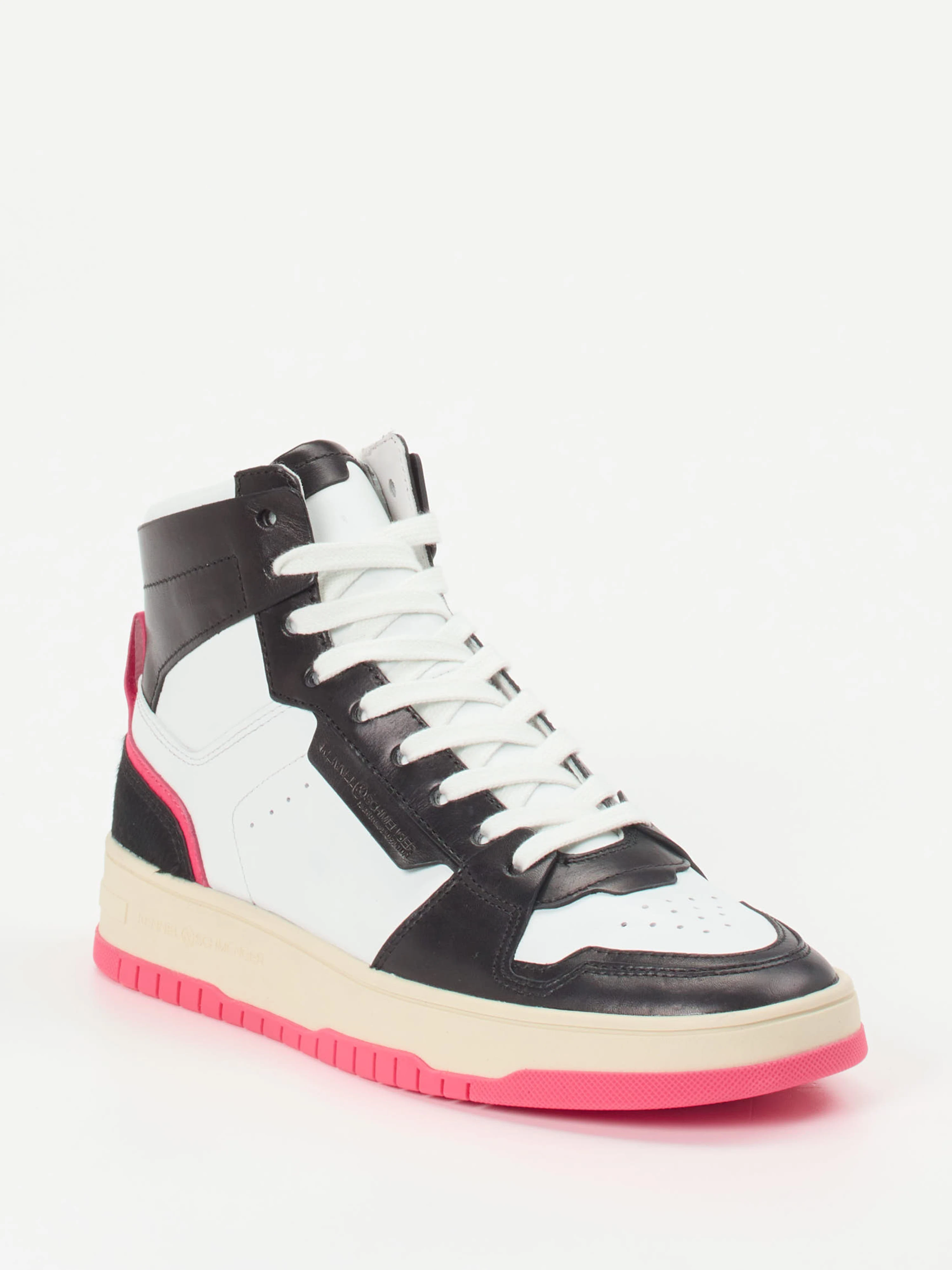 Sneaker High