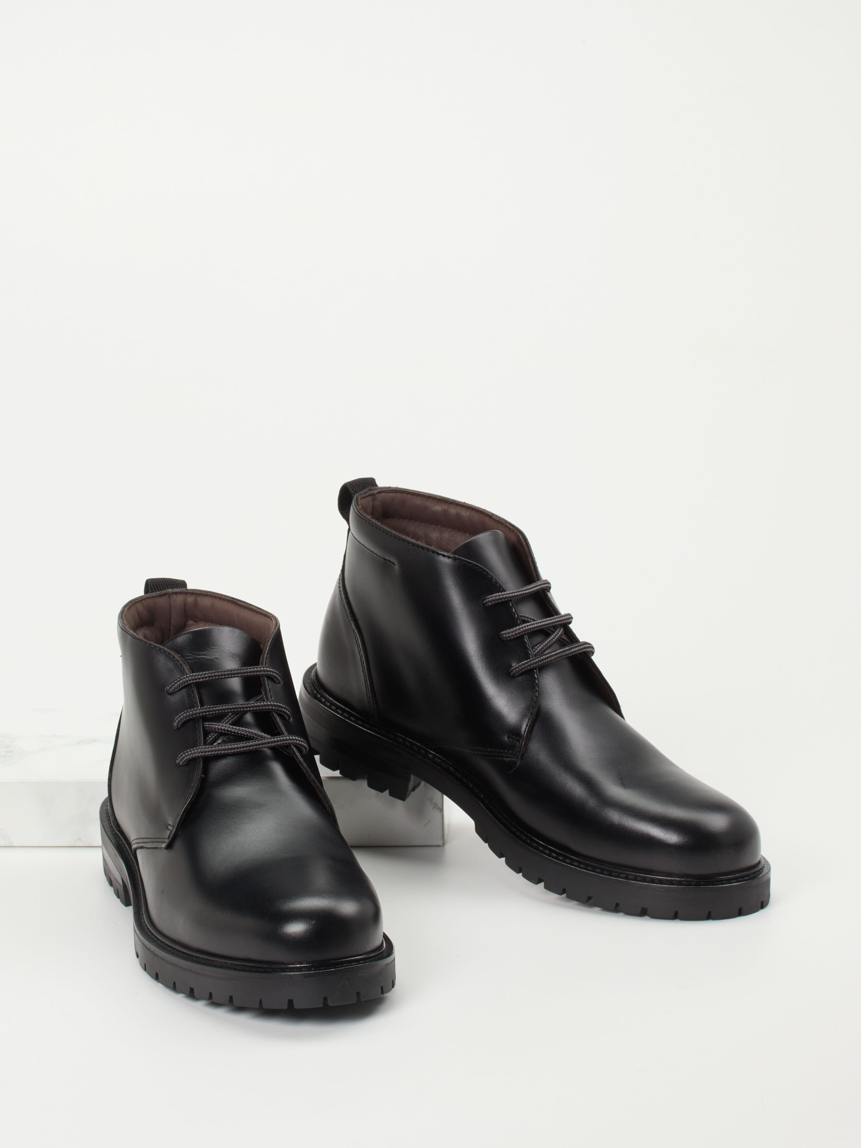 Boots schwarz 4701009076804