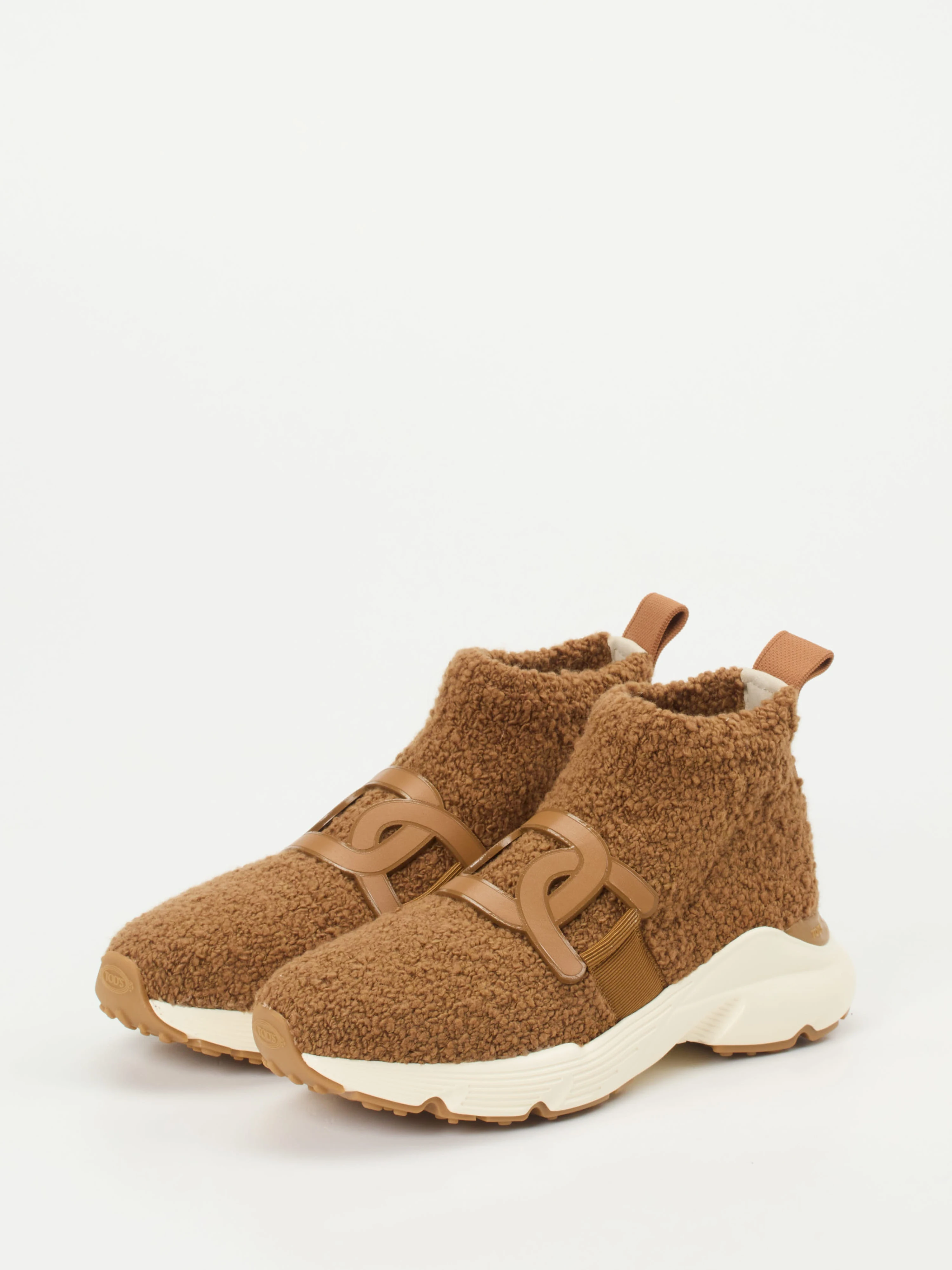 Sneaker high