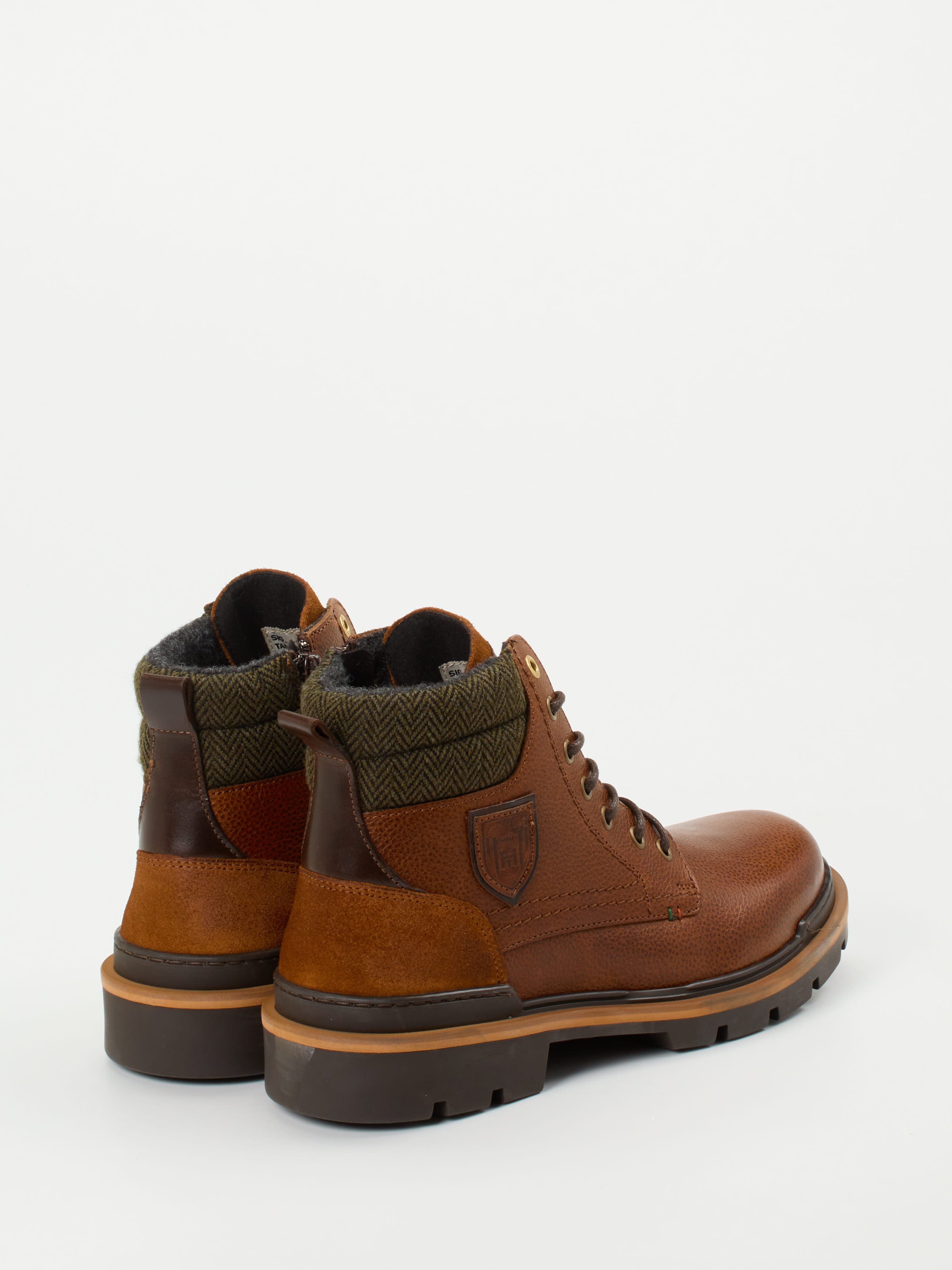 Boots braun 4701289055403