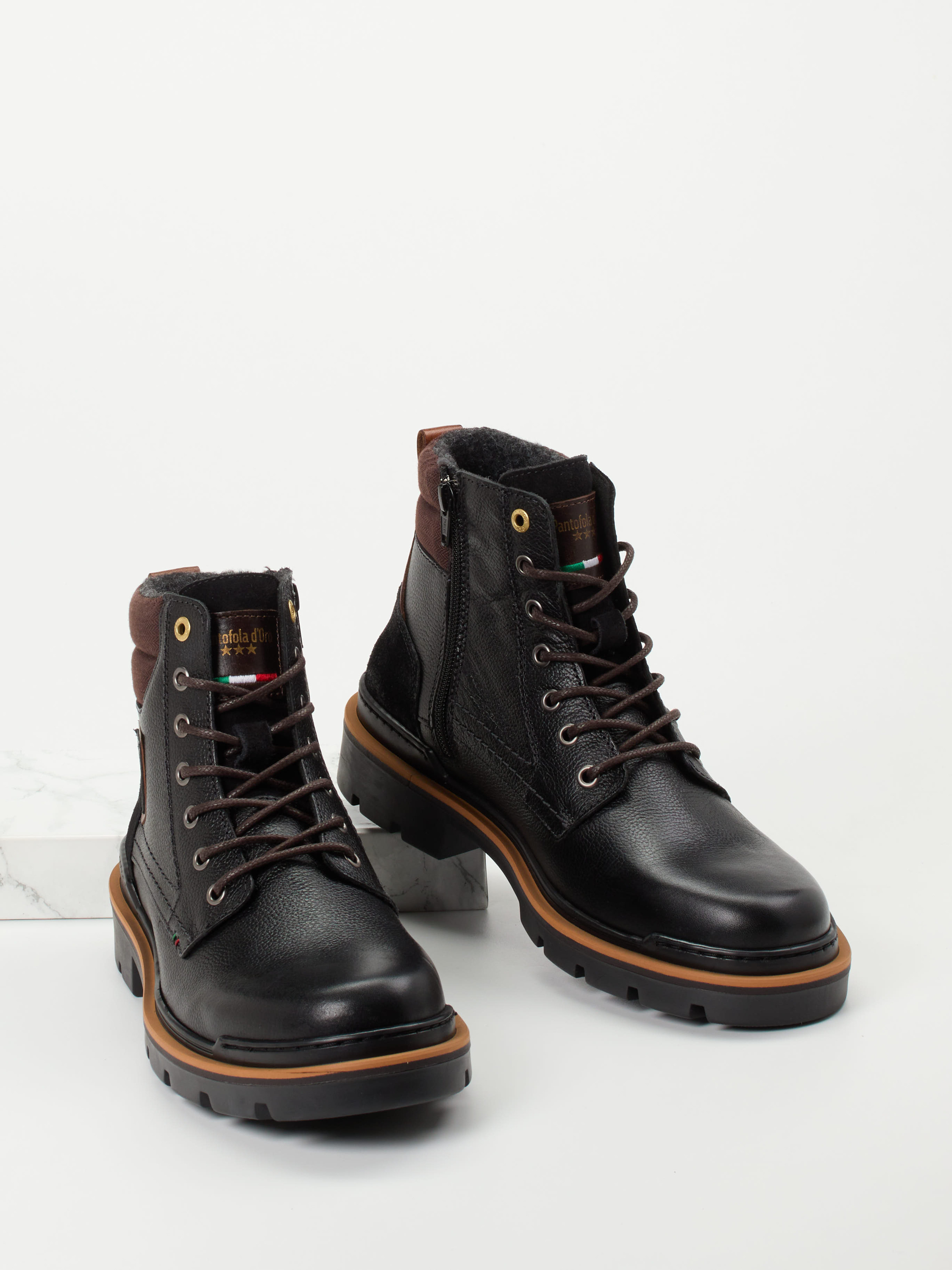 Boots schwarz 4701009075504