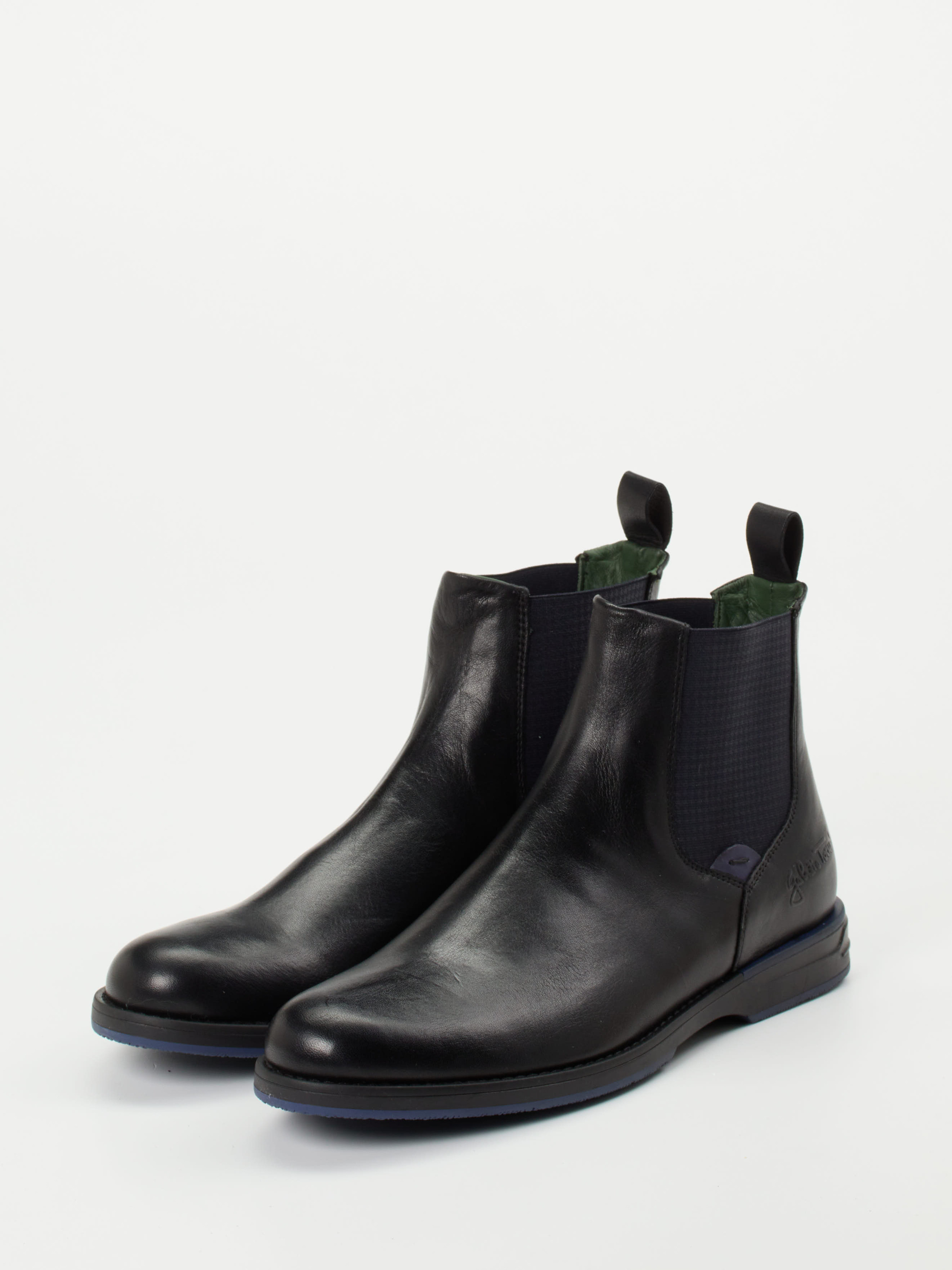 Boots schwarz 4711009020102