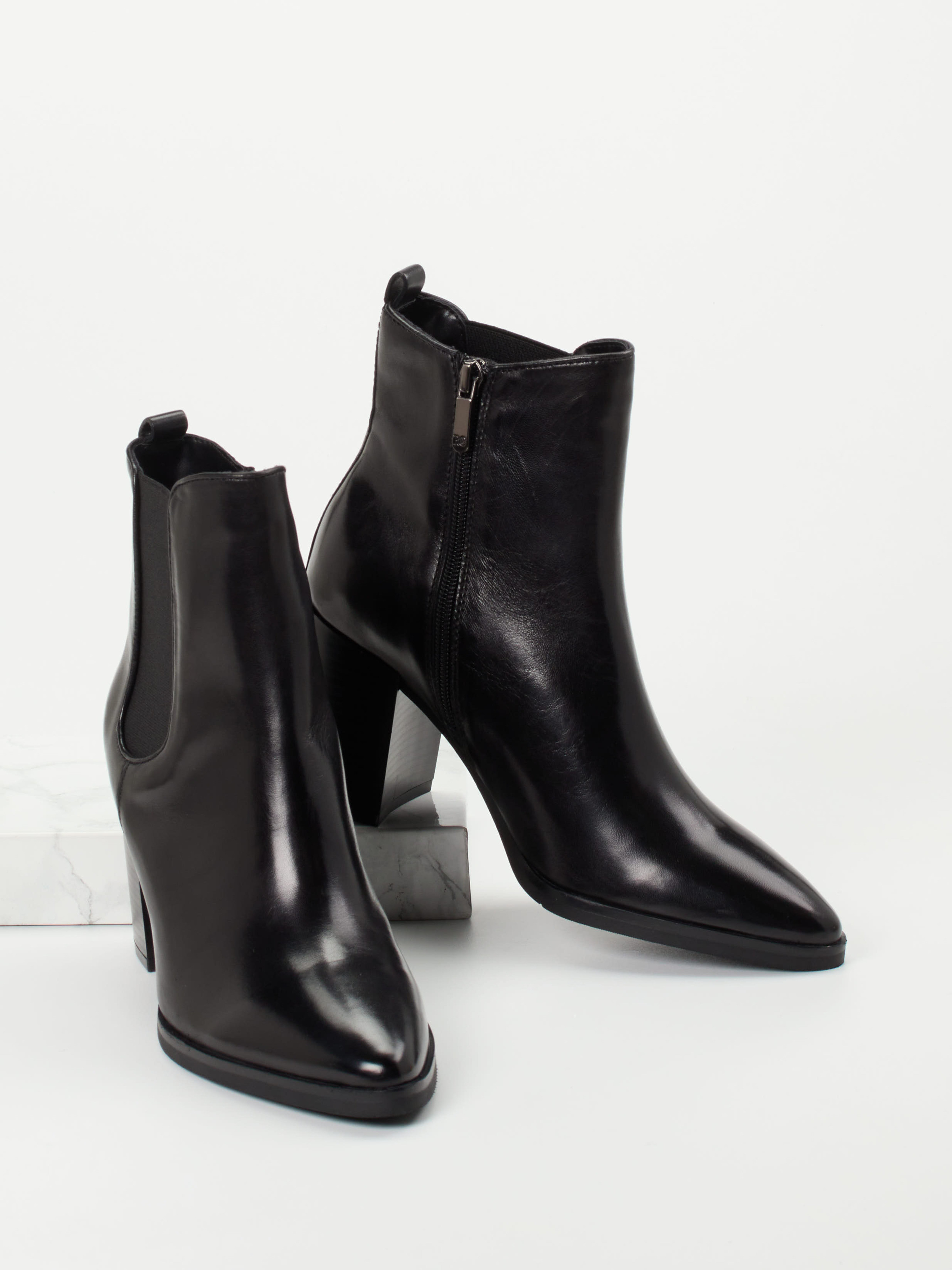 Stiefelette schwarz 1739009015704