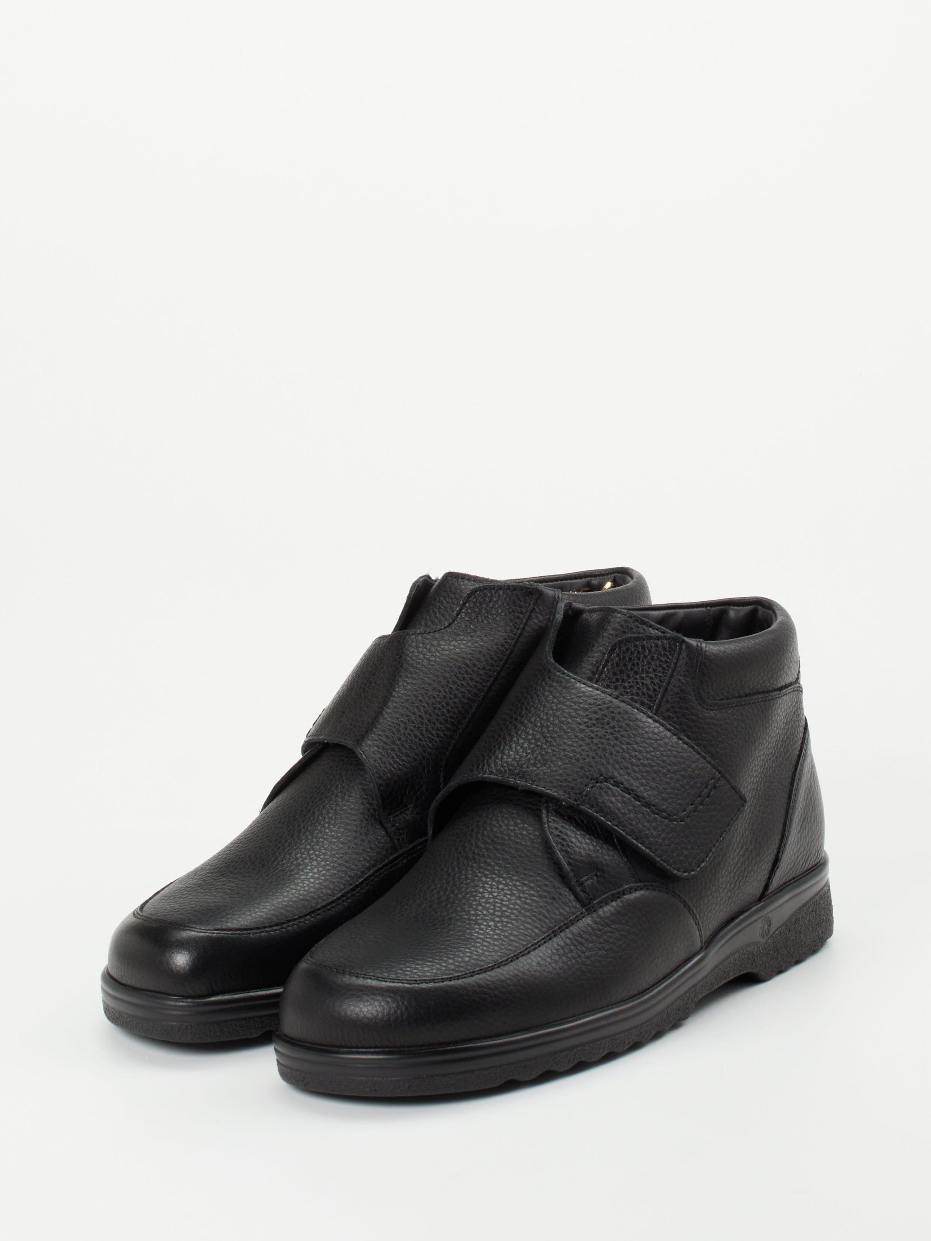 Boots schwarz 4823009000602
