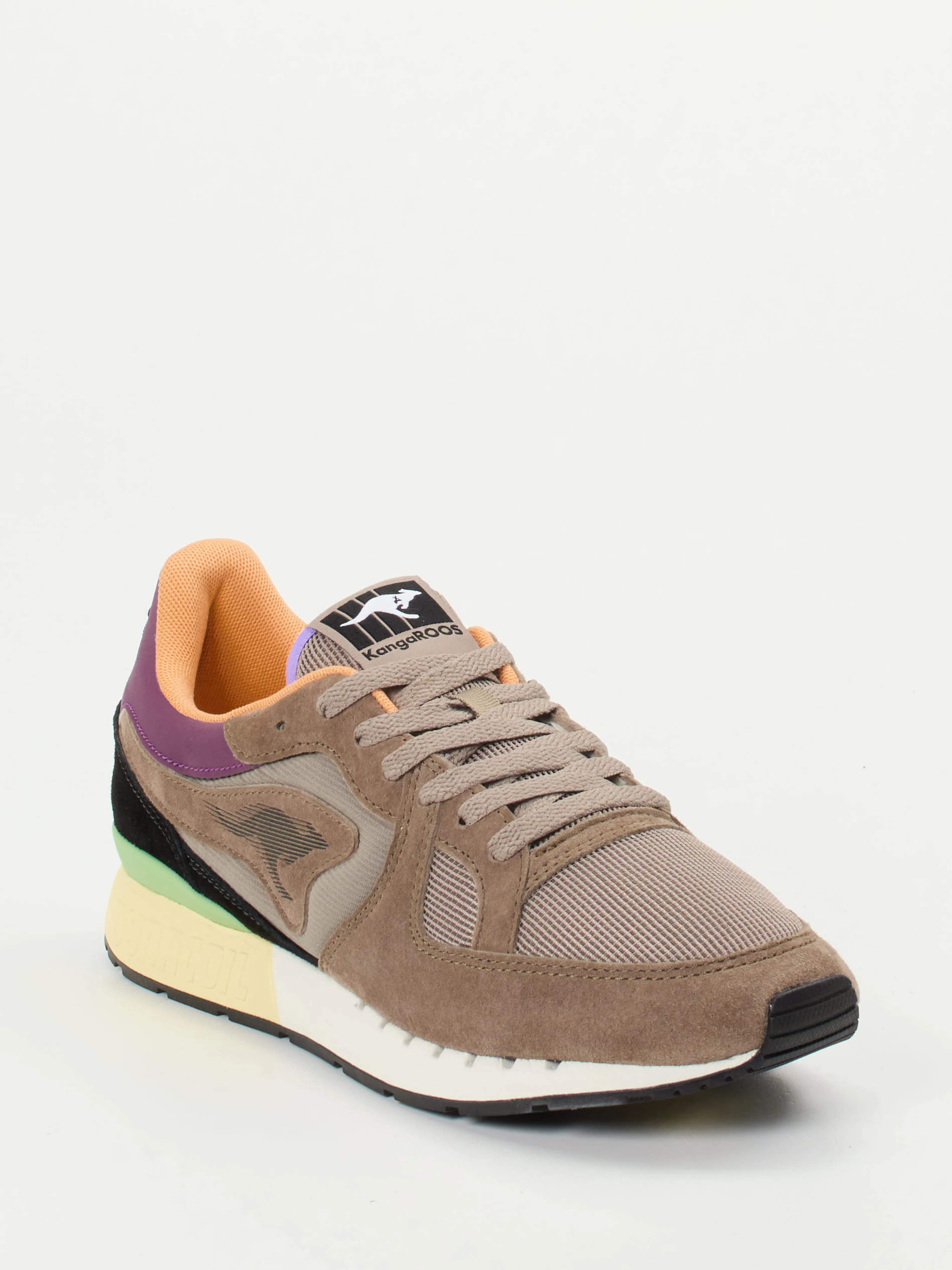 Sneaker