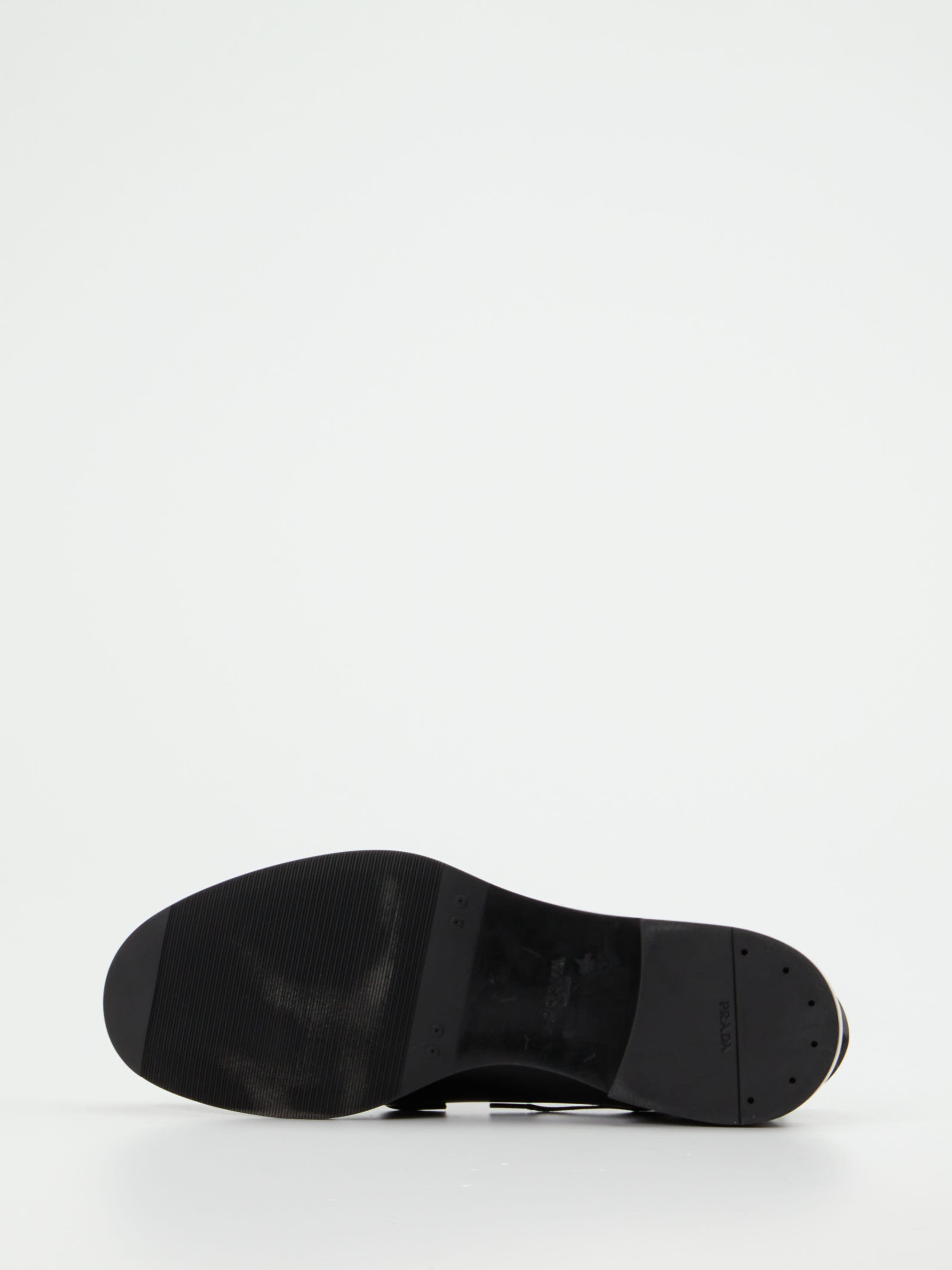 Schnürschuh schwarz 4610009118205