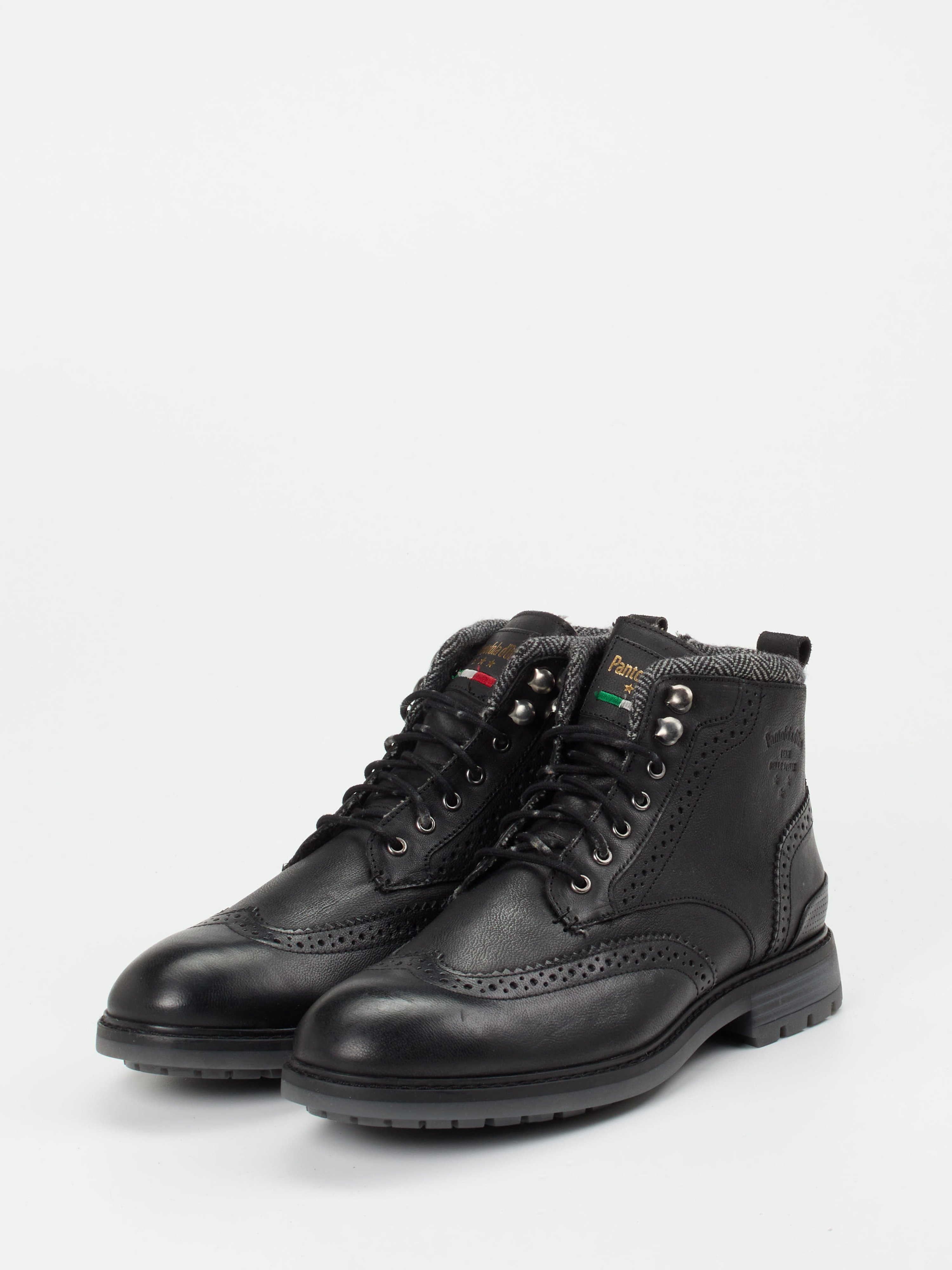 Boots schwarz 4701009075602