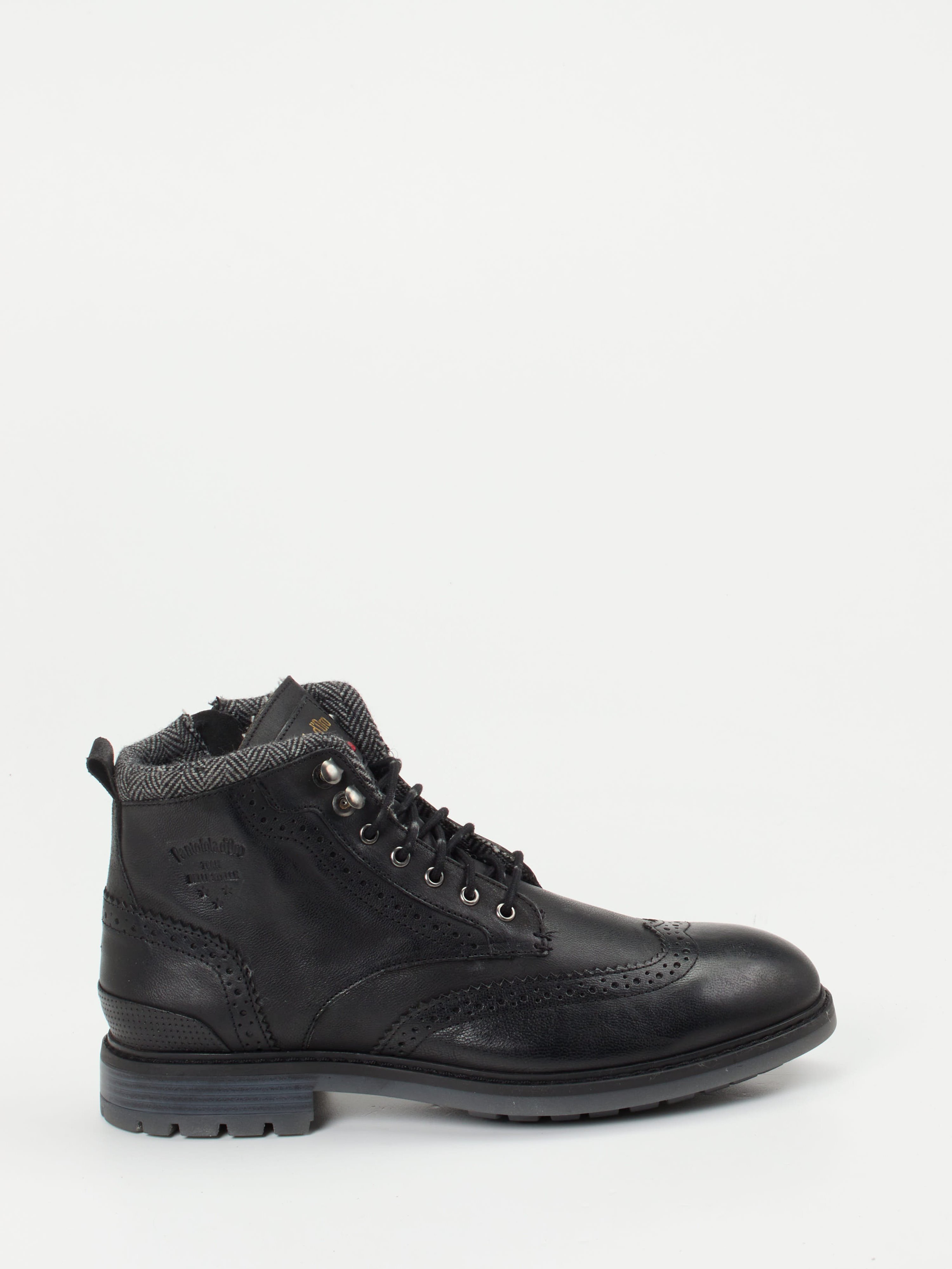 Boots schwarz 4701009075601