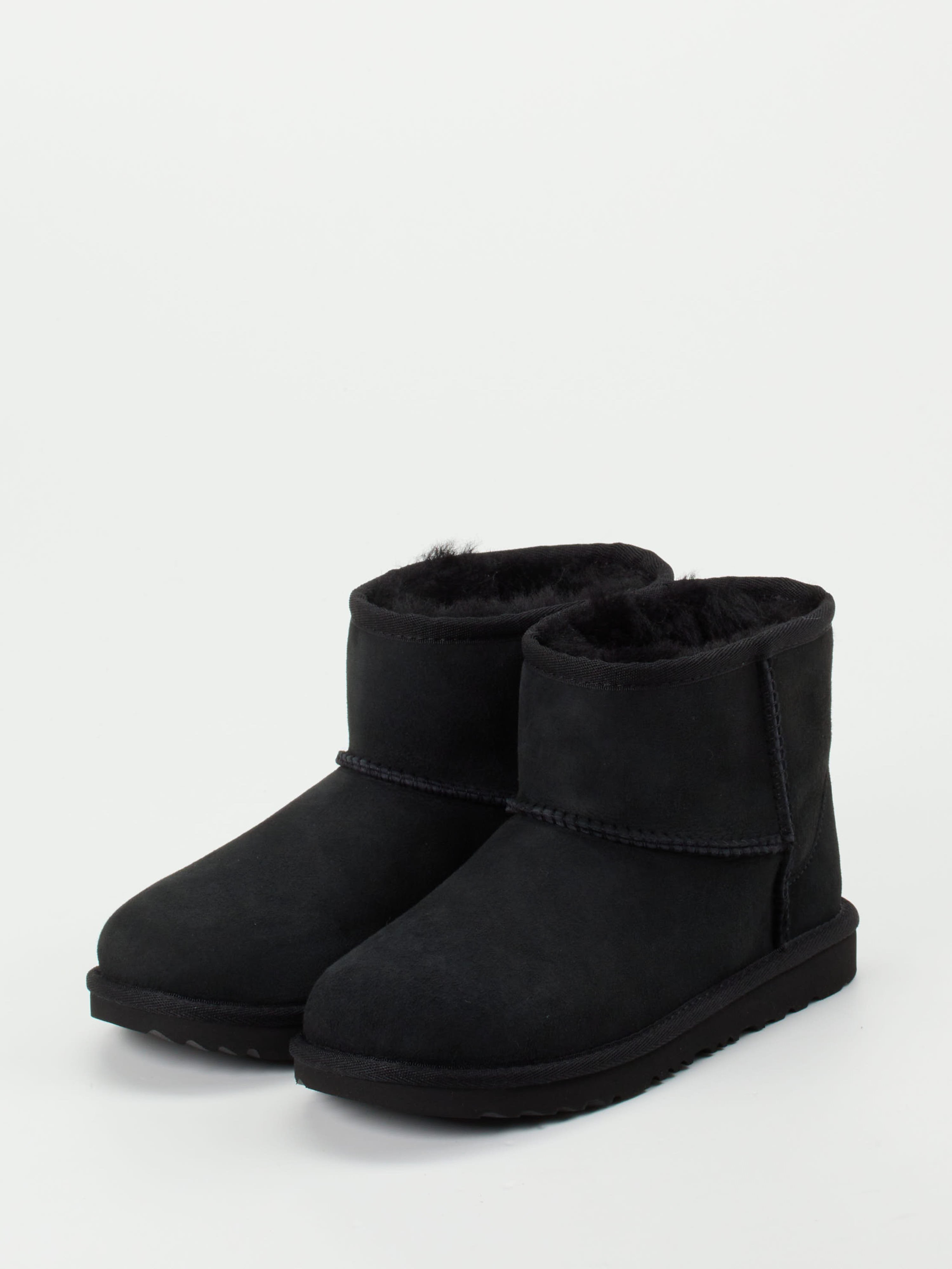 Boots Classic Mini II schwarz 6810009001902
