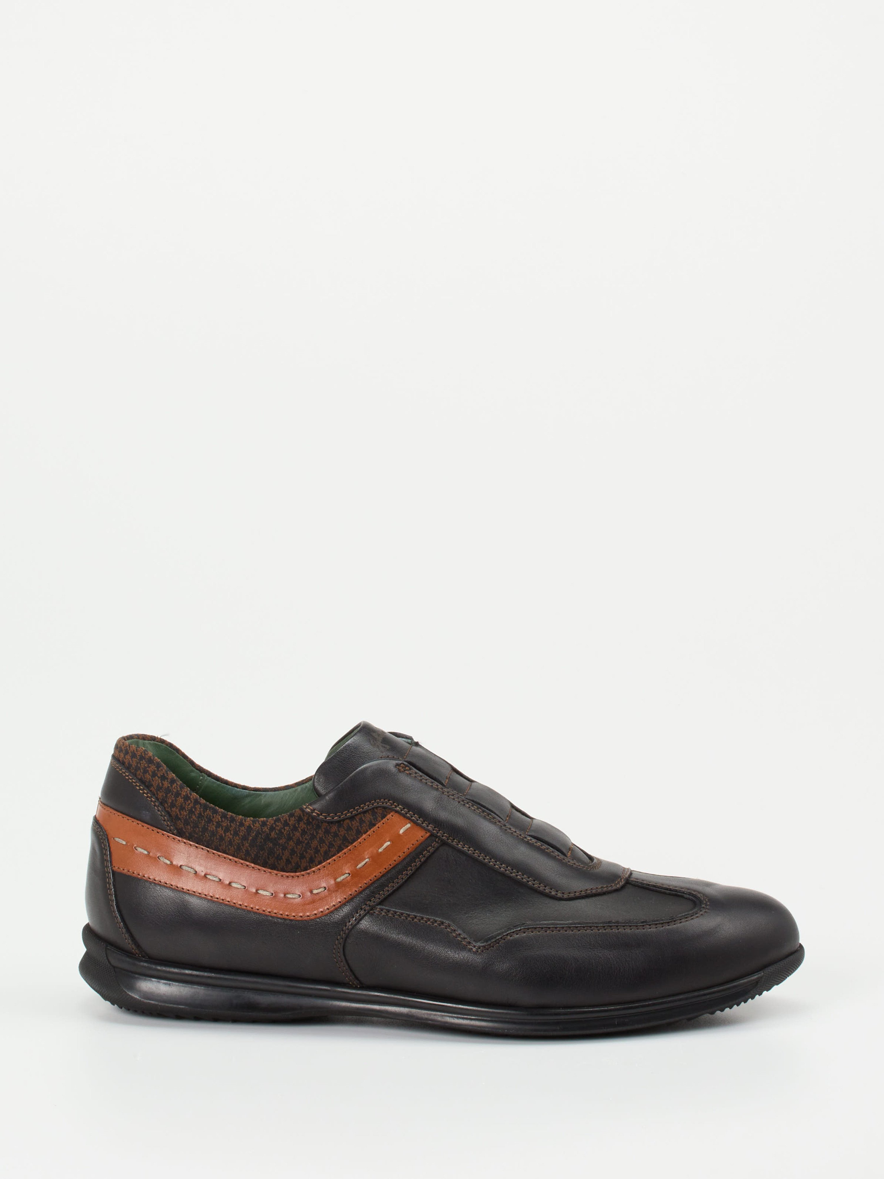 Slipper schwarz 4551009005501