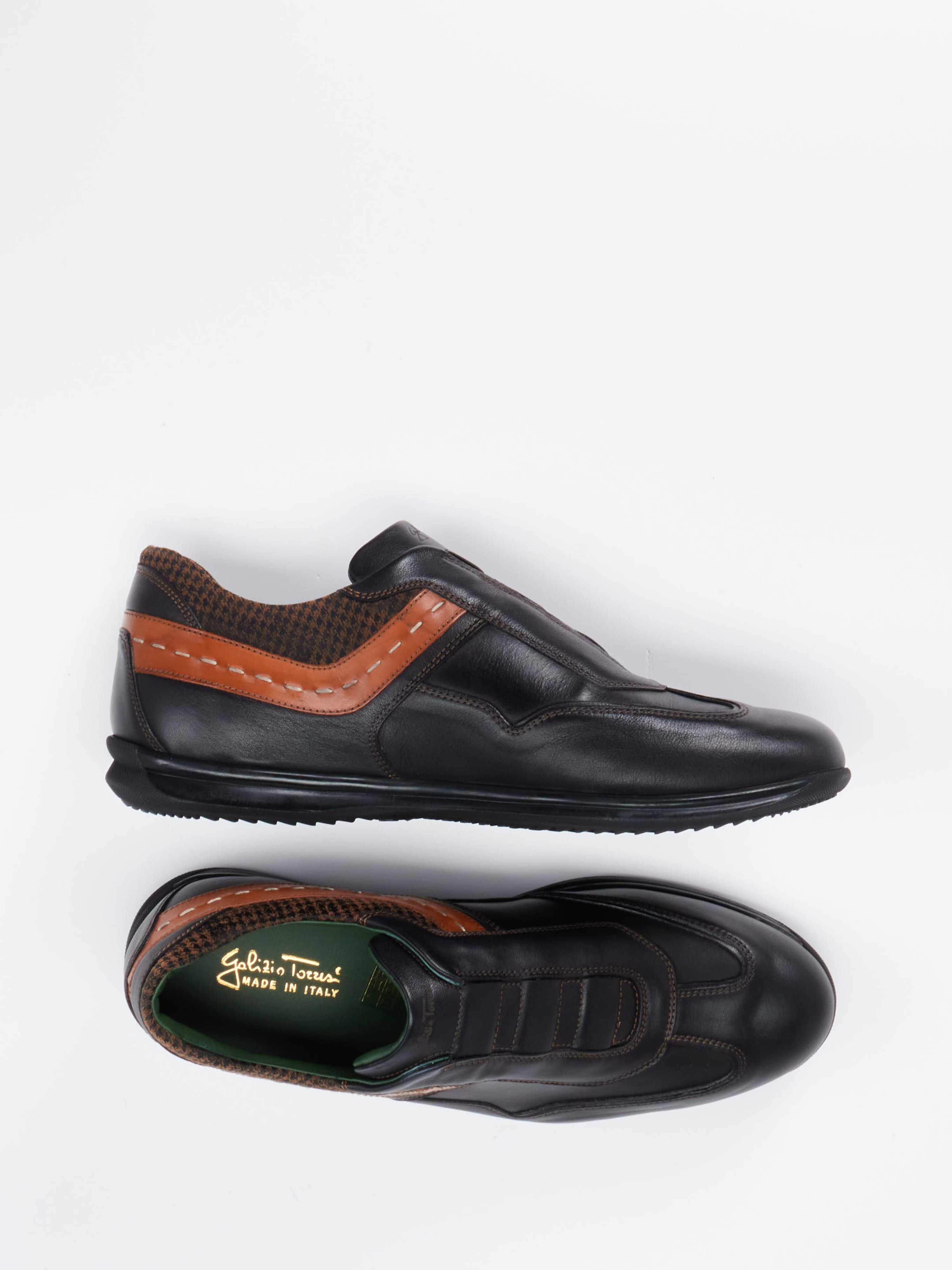 Slipper schwarz 4551009005504